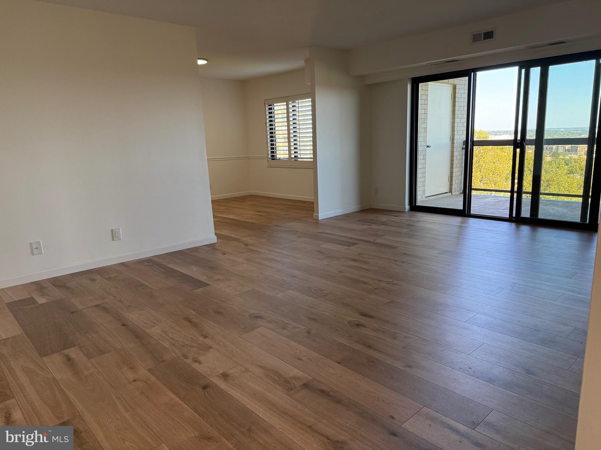 WATERGATE AT LANDMARK - Residential