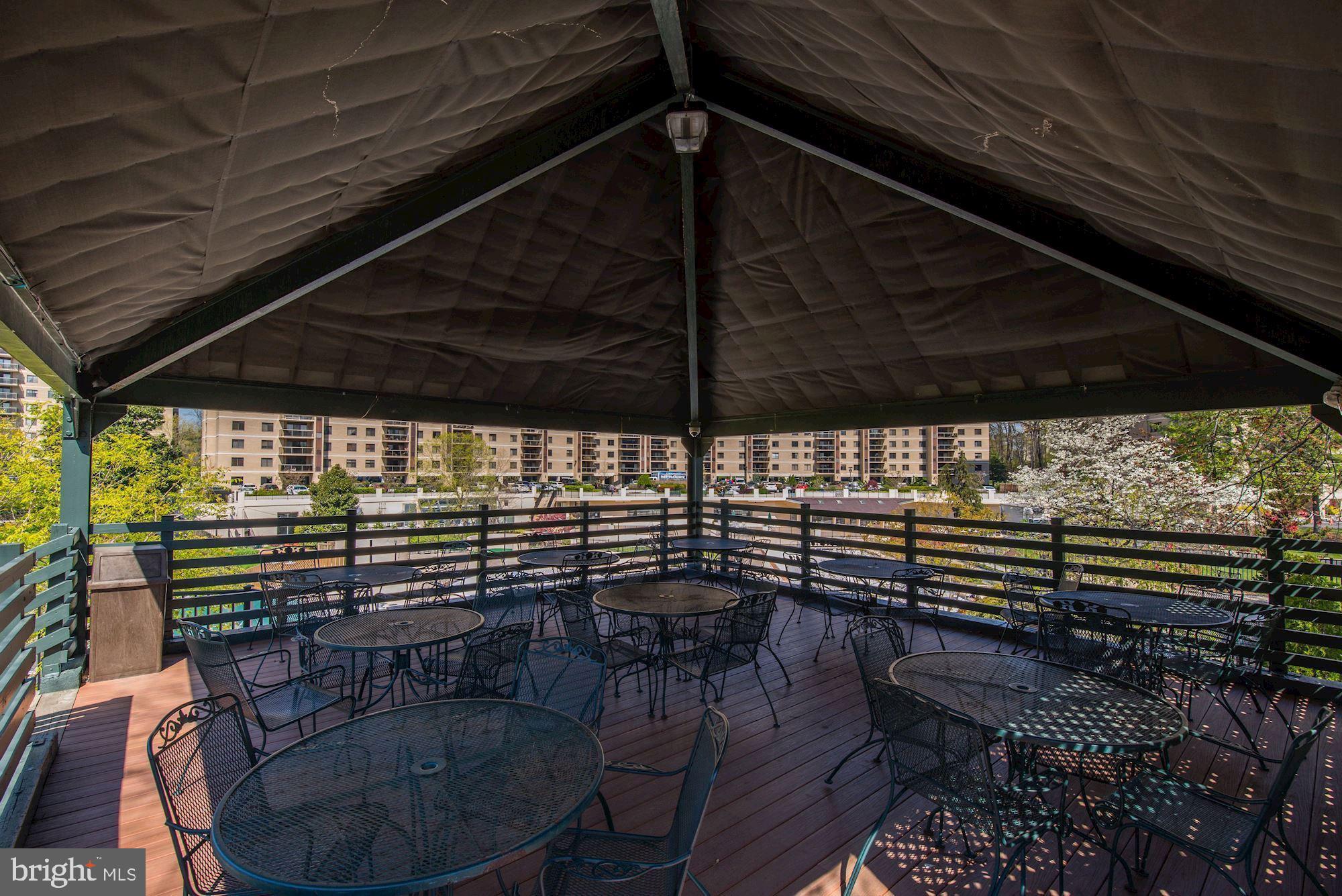 WATERGATE AT LANDMARK - Residential