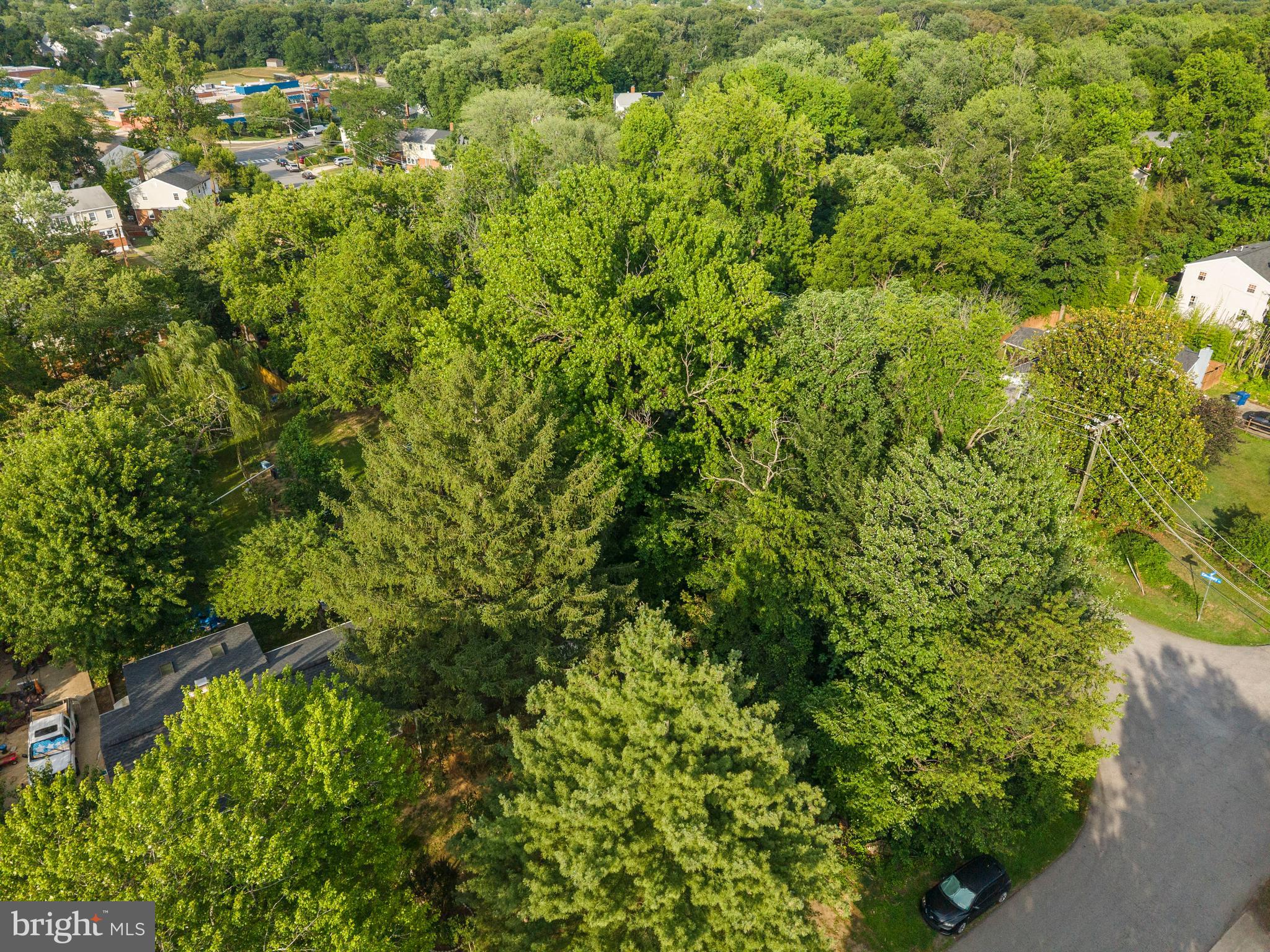 7054 CANTERBURY LANE