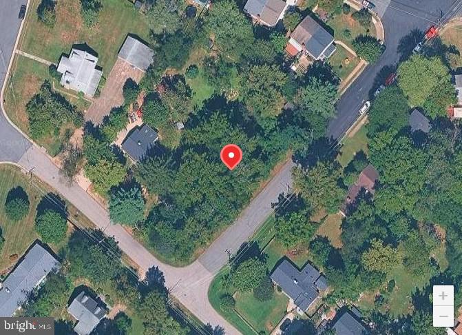 7054 CANTERBURY LANE