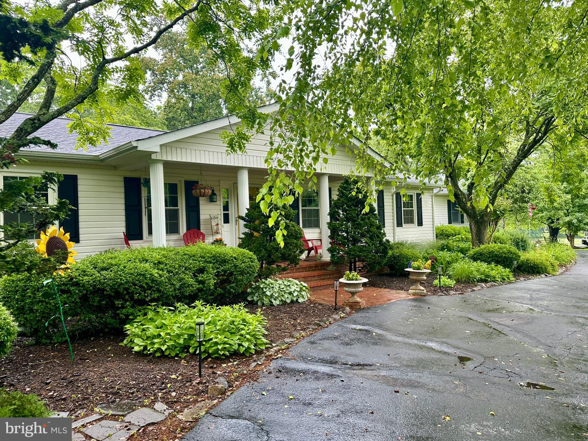 10095 FOX HOUND DRIVE