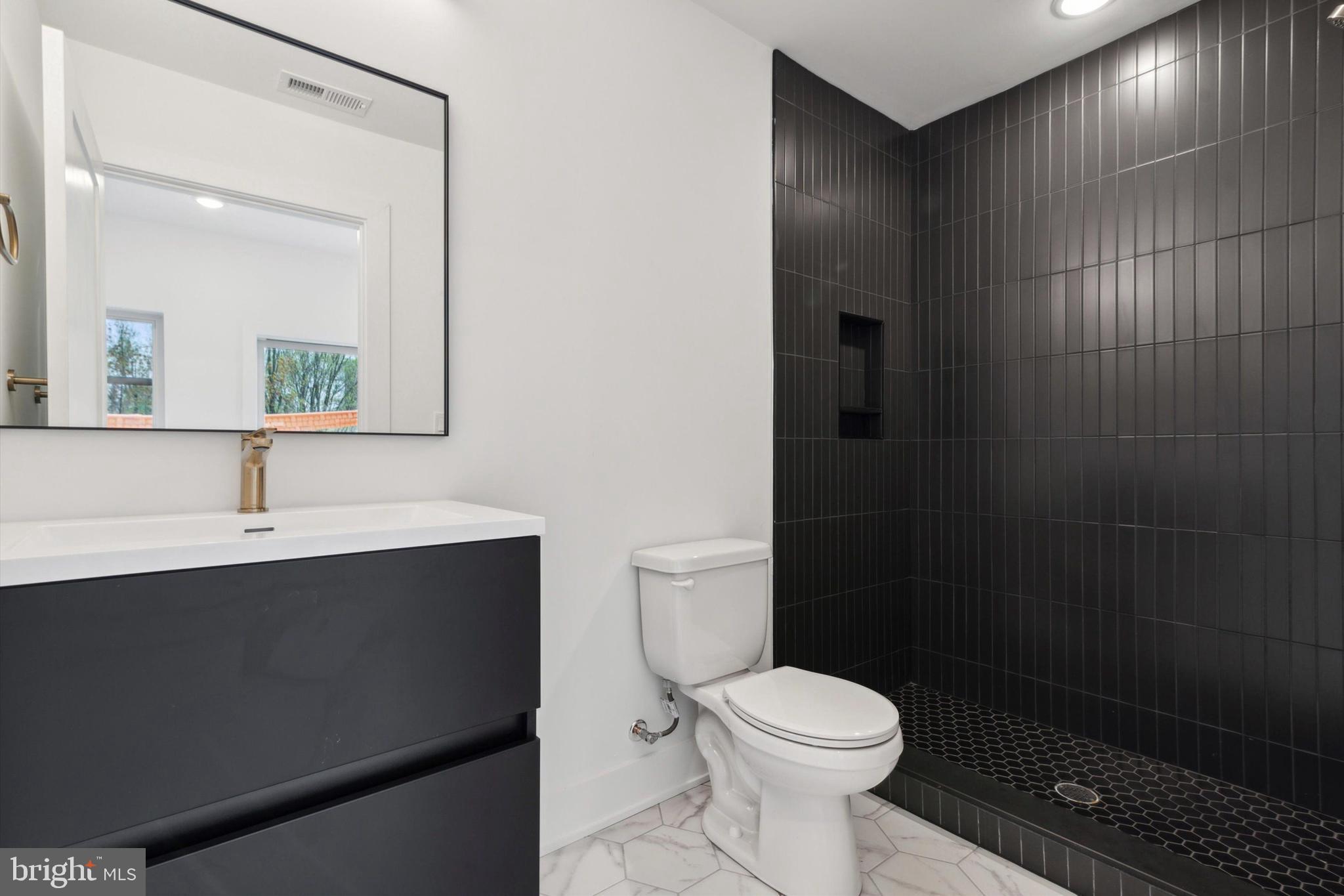 MT AIRY - Residential Lease