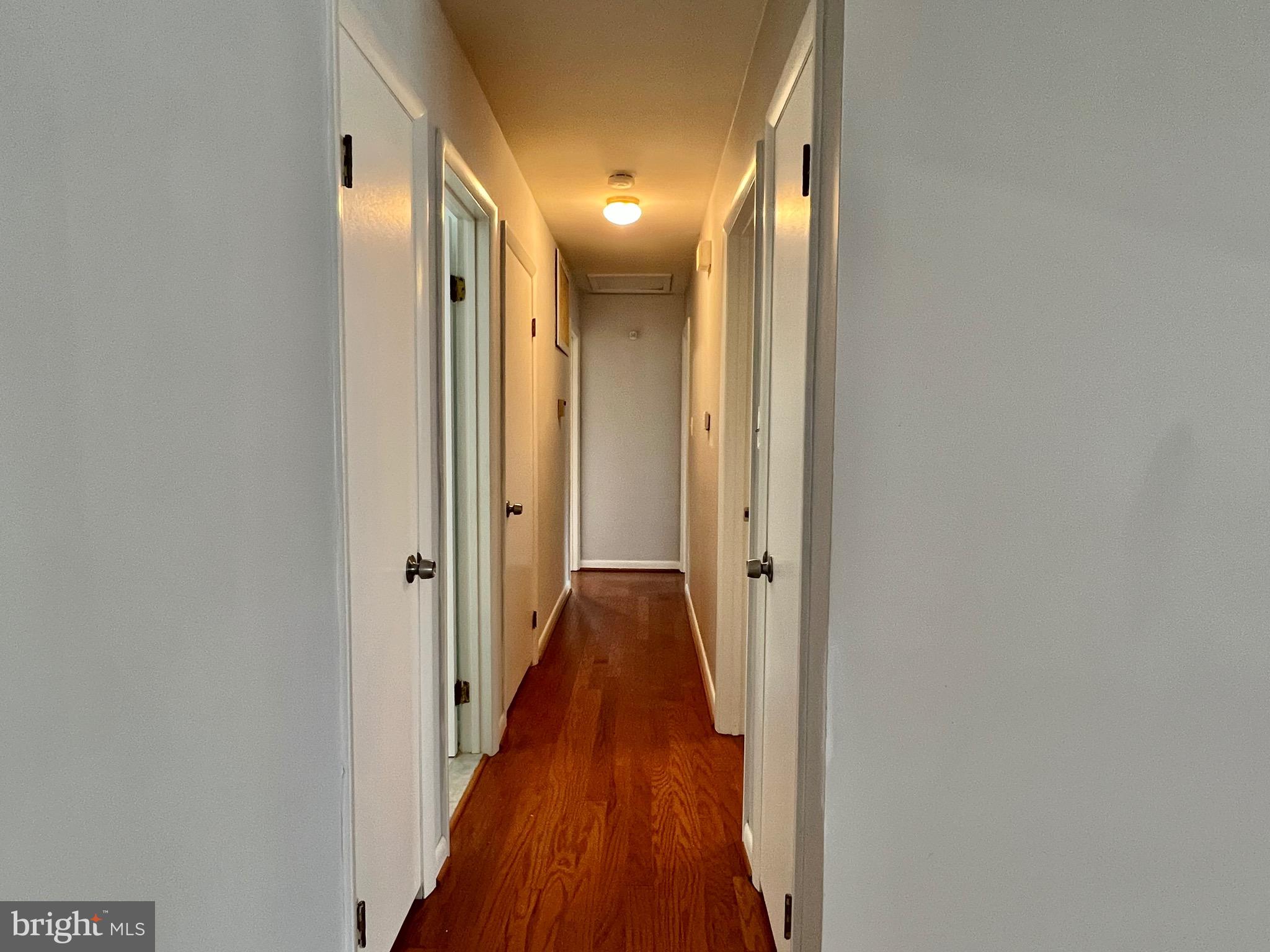 CRESTVIEW MANOR - Residential Lease