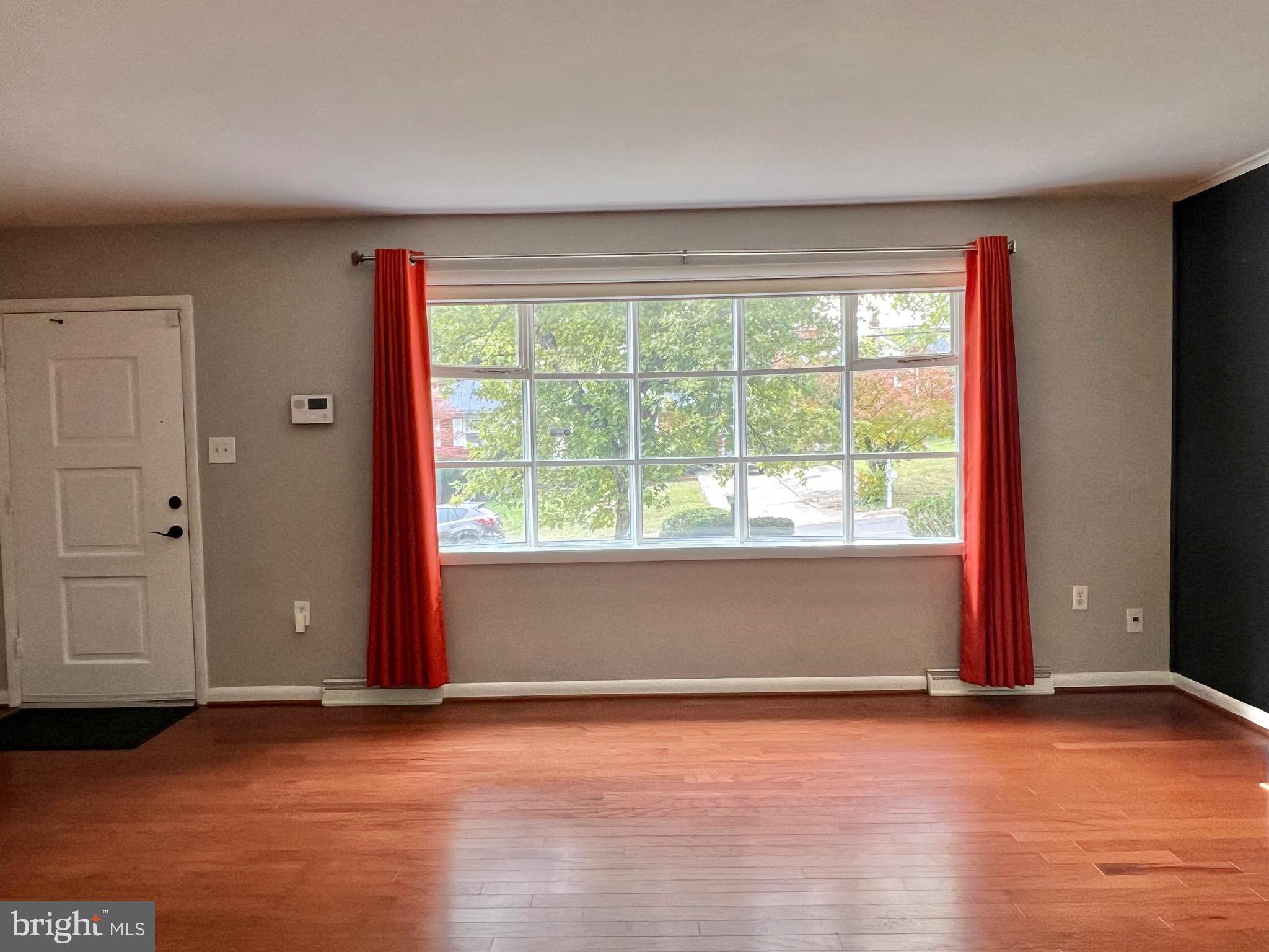 CRESTVIEW MANOR - Residential Lease