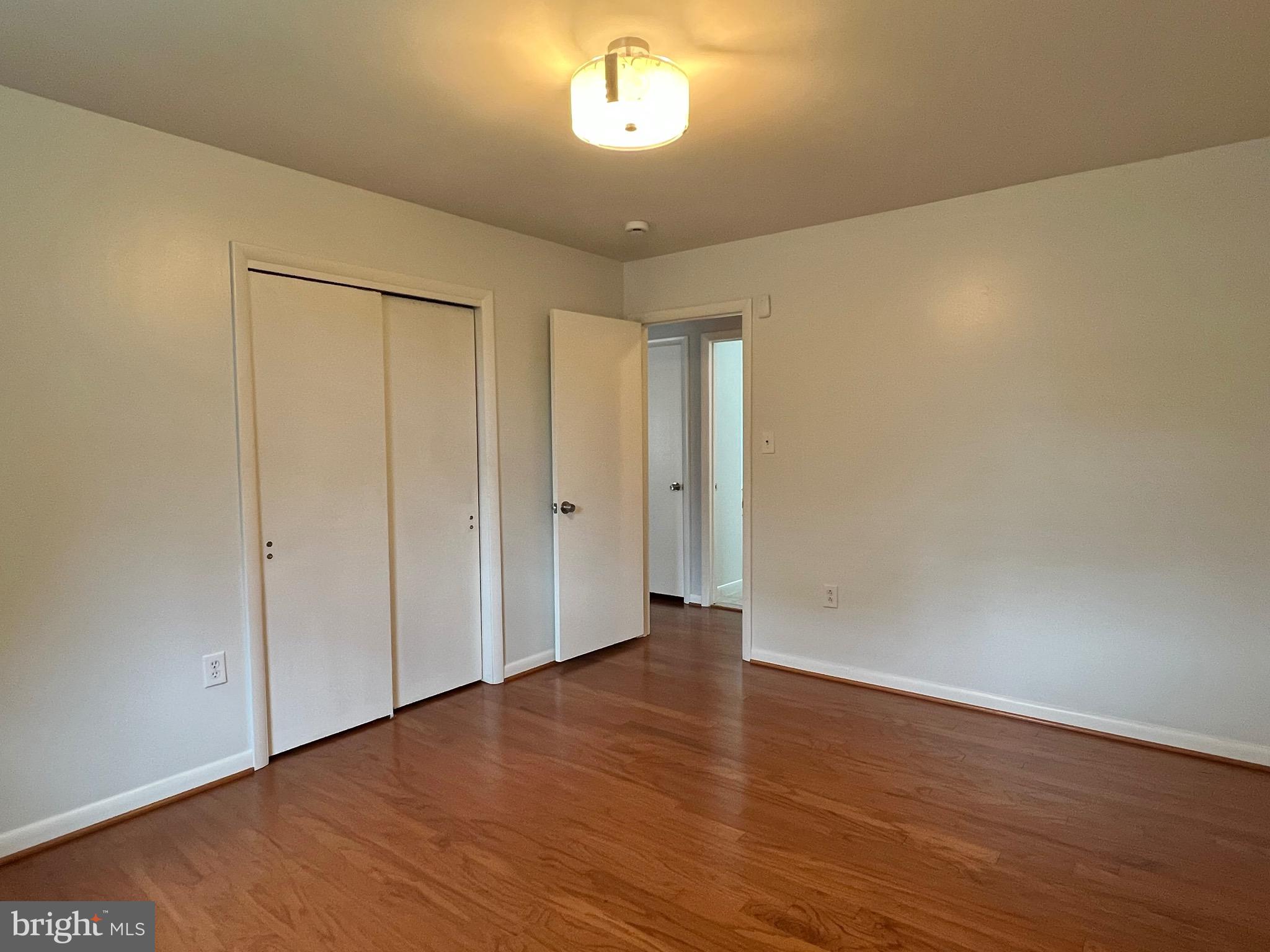 CRESTVIEW MANOR - Residential Lease