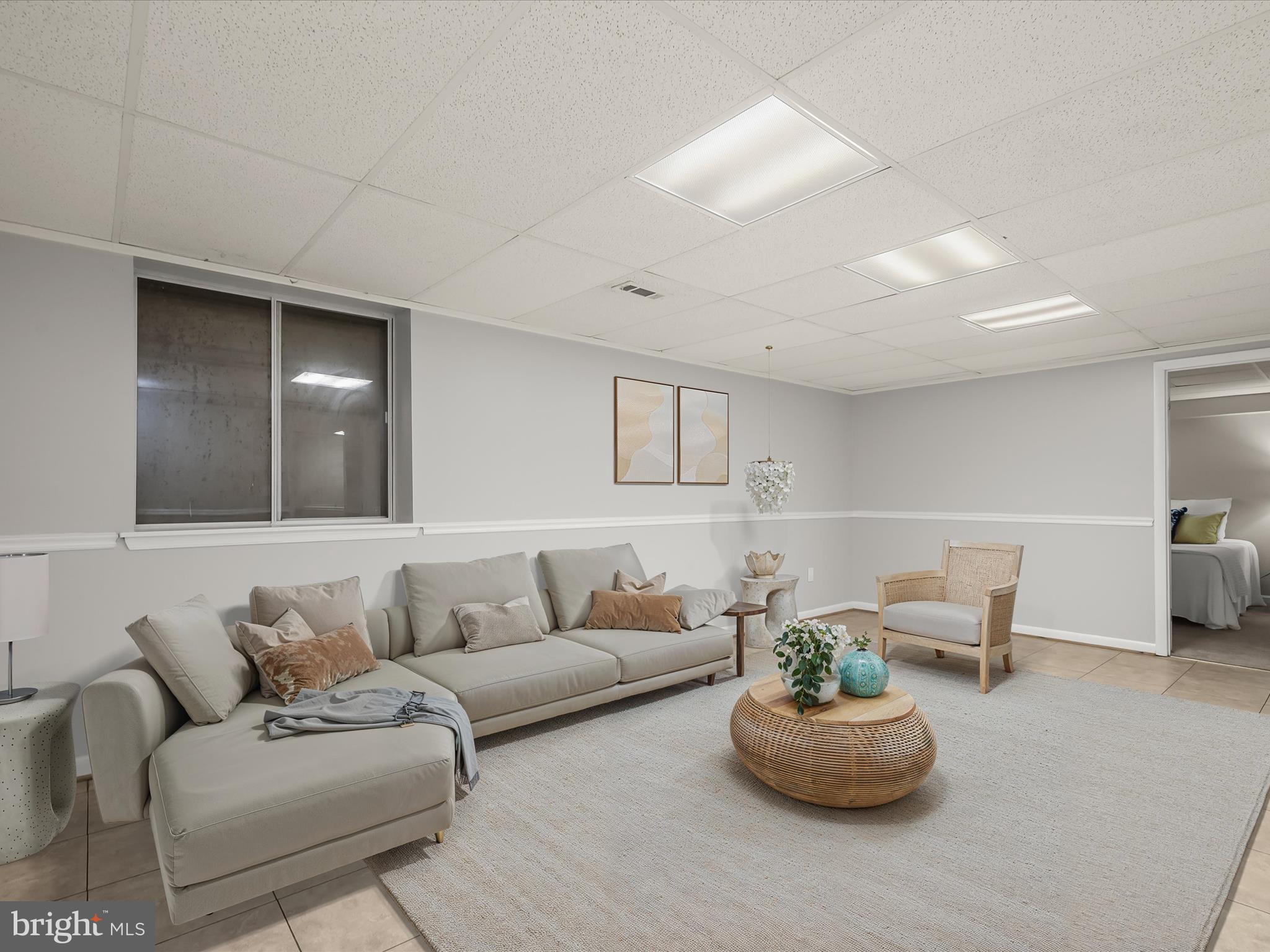 HUNT MEADOW - Residential