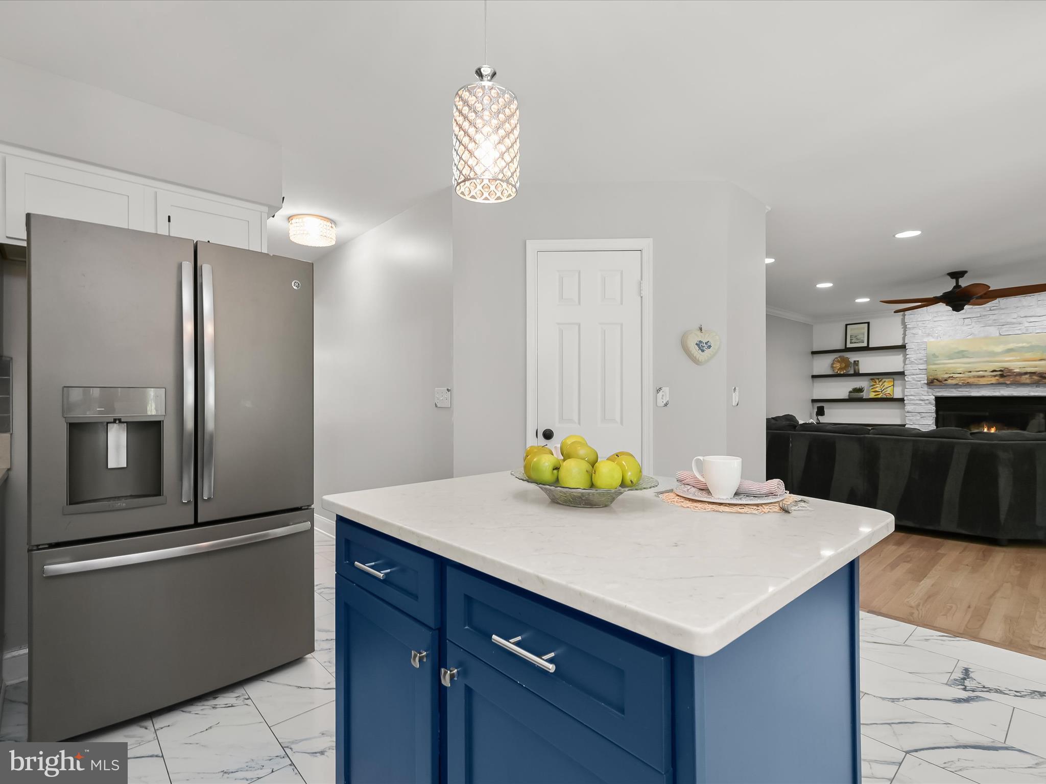 HUNT MEADOW - Residential