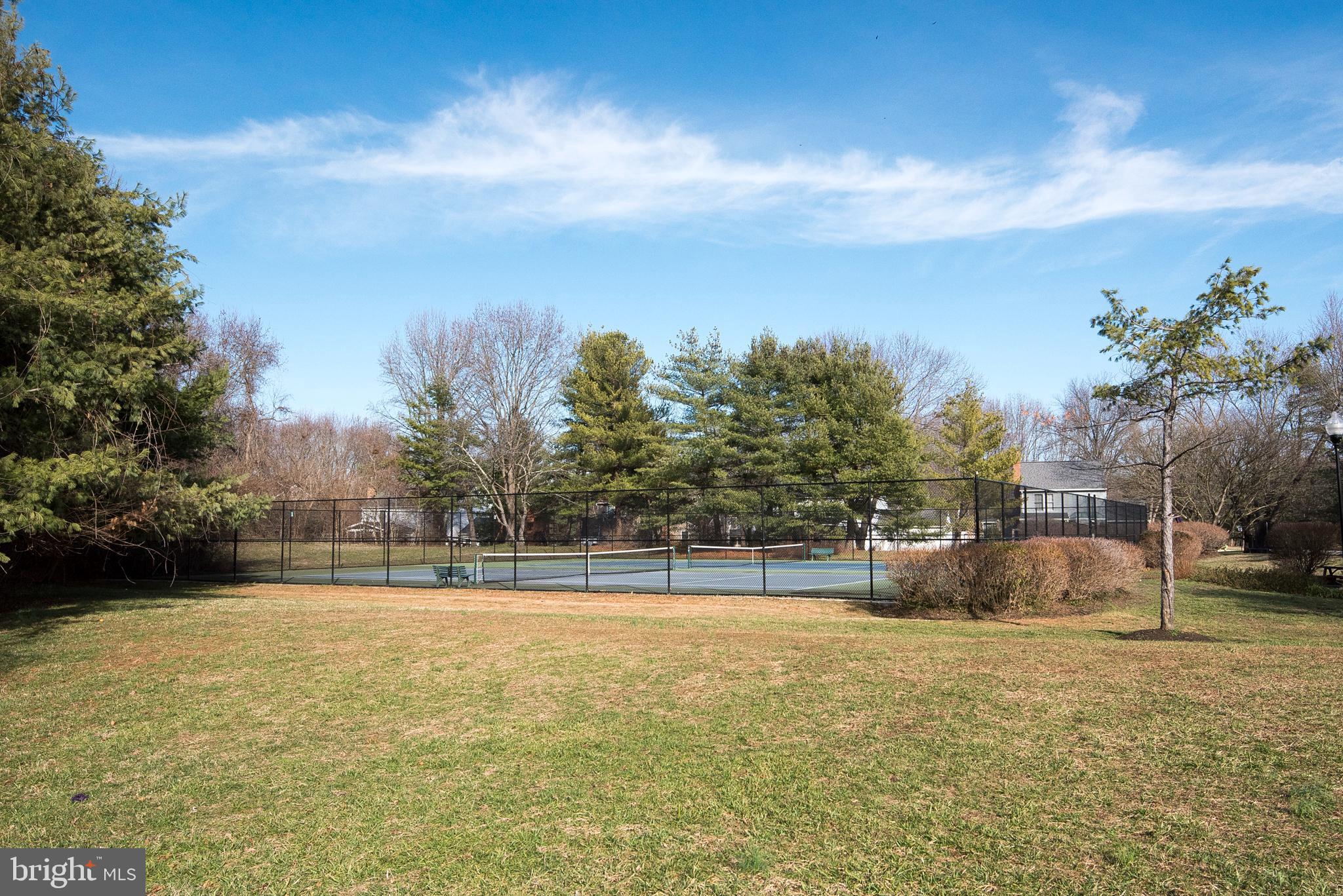 HUNT MEADOW - Residential