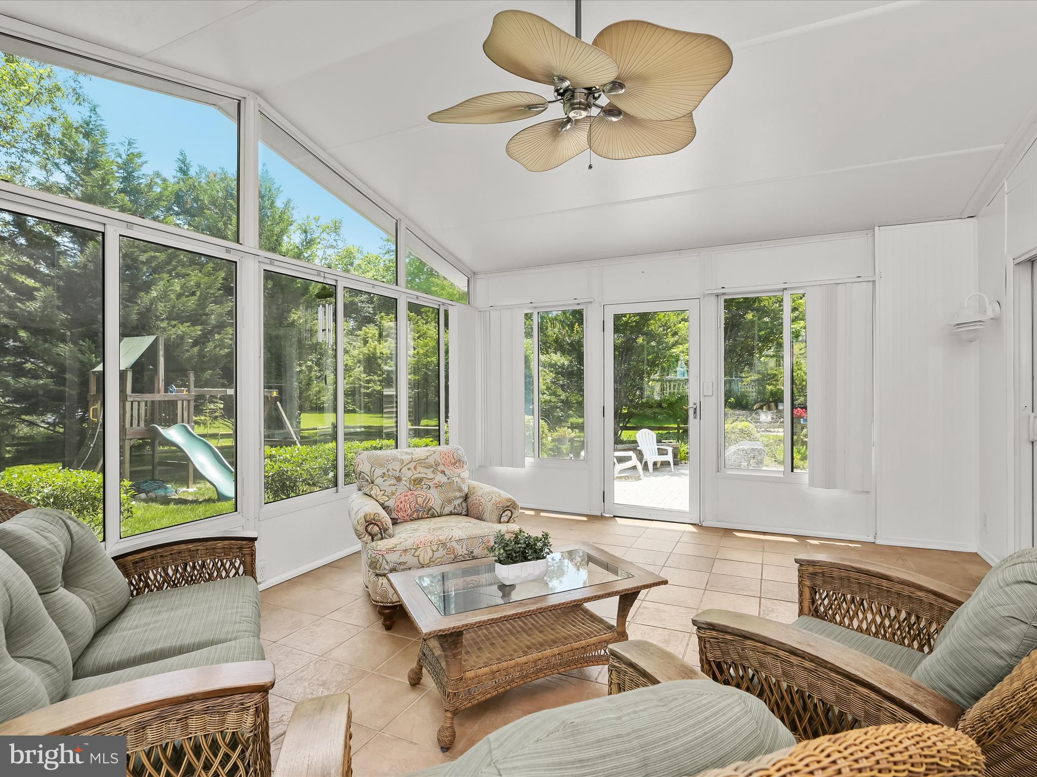 HUNT MEADOW - Residential