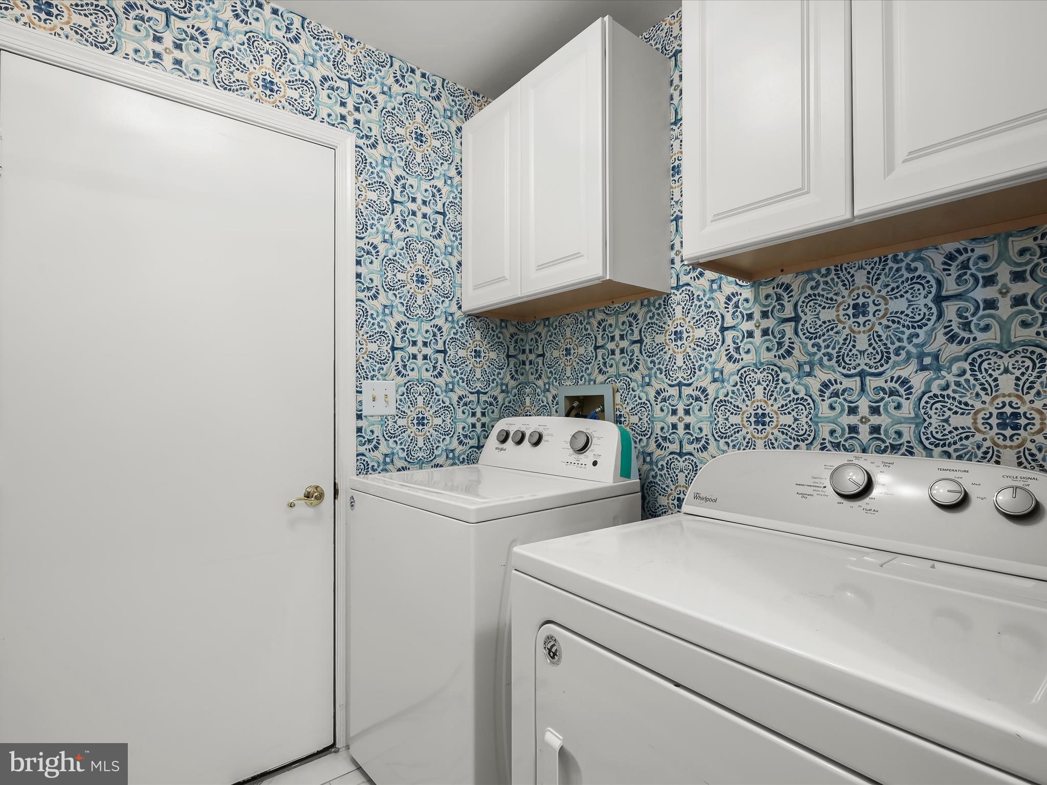 HUNT MEADOW - Residential