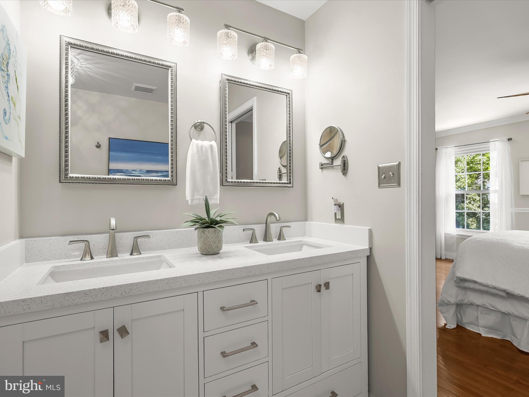 HUNT MEADOW - Residential