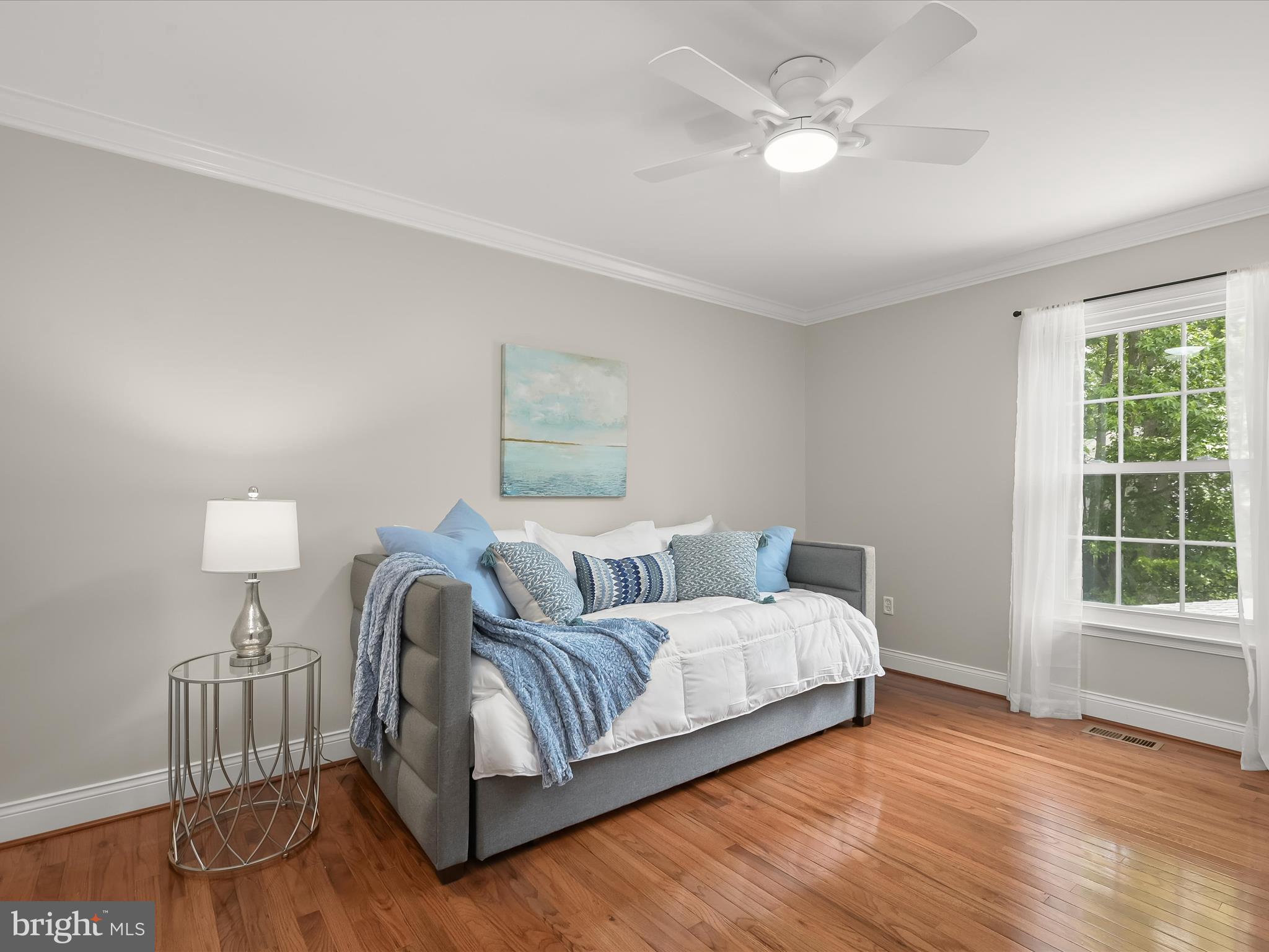 HUNT MEADOW - Residential