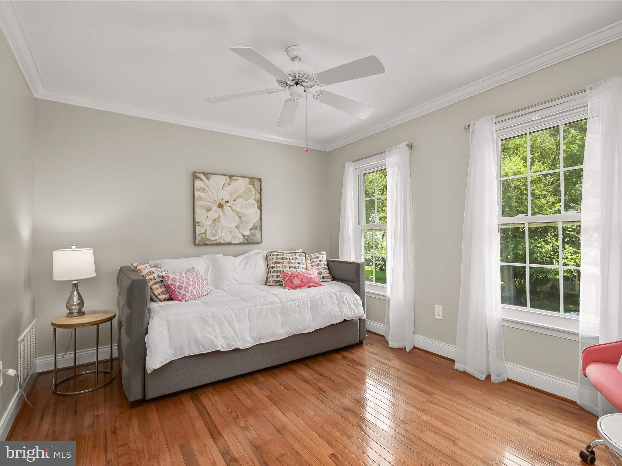 HUNT MEADOW - Residential