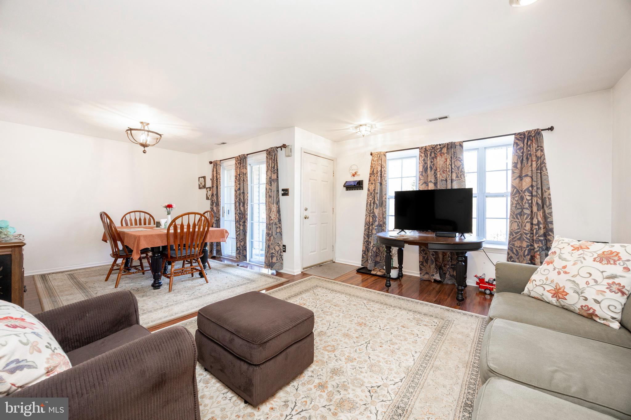 WATERFORD GREENE - Residential Lease