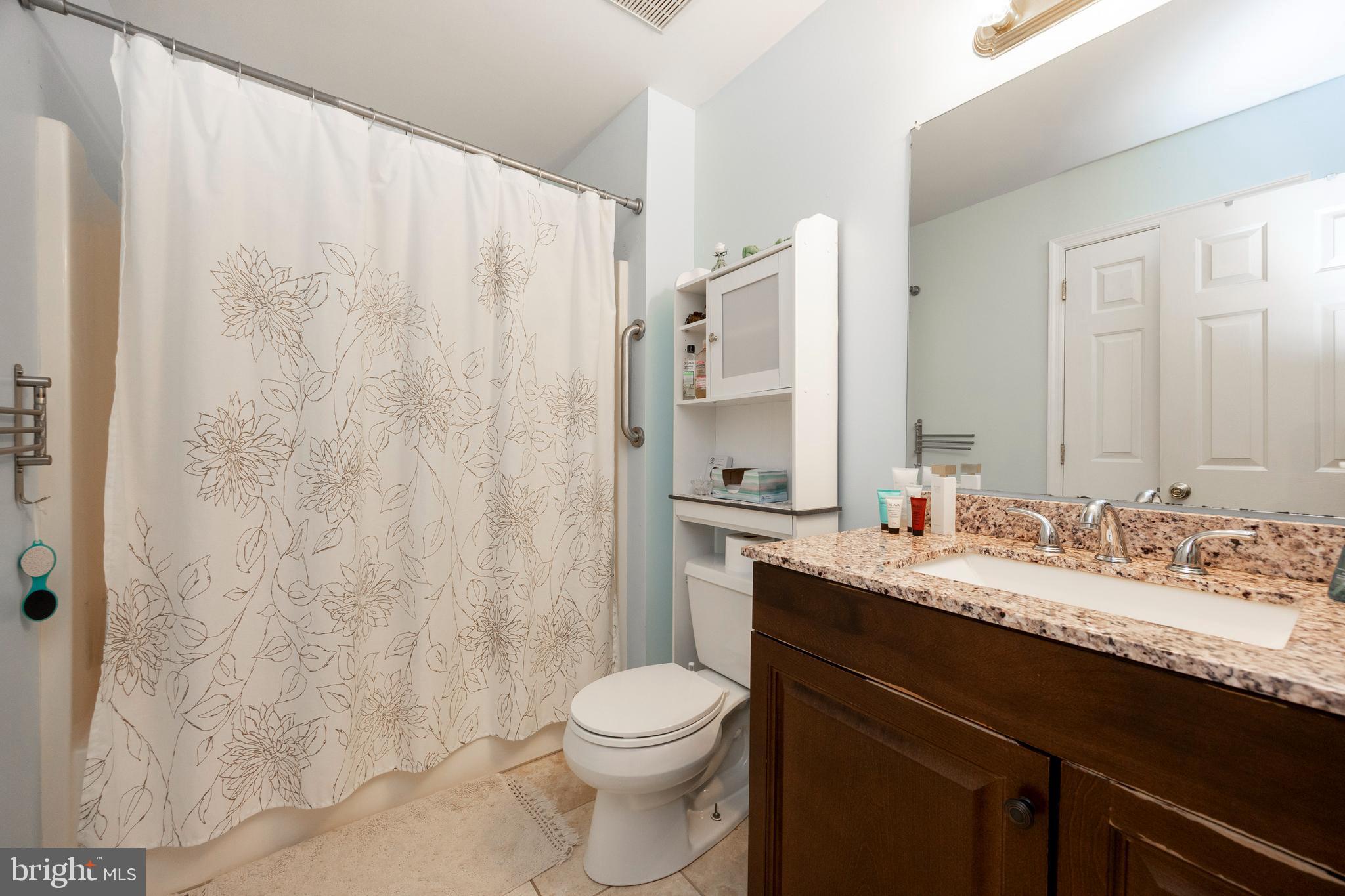 WATERFORD GREENE - Residential Lease