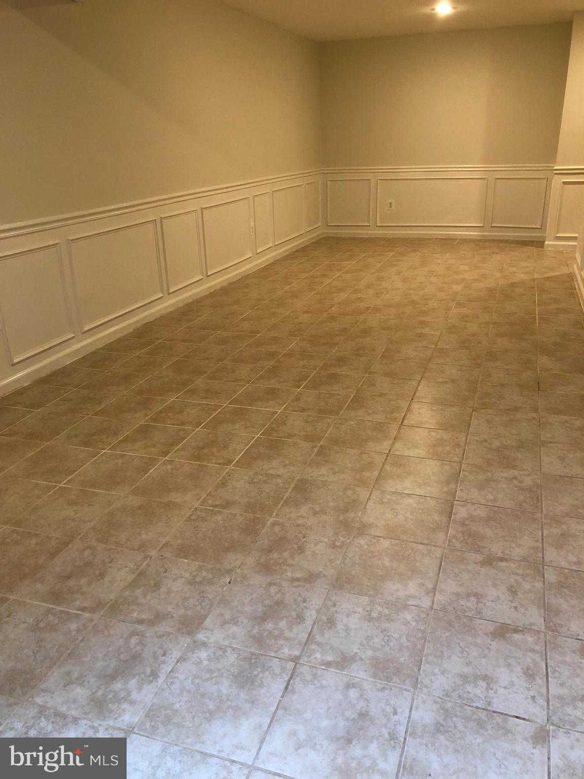 DALE CITY - Residential Lease