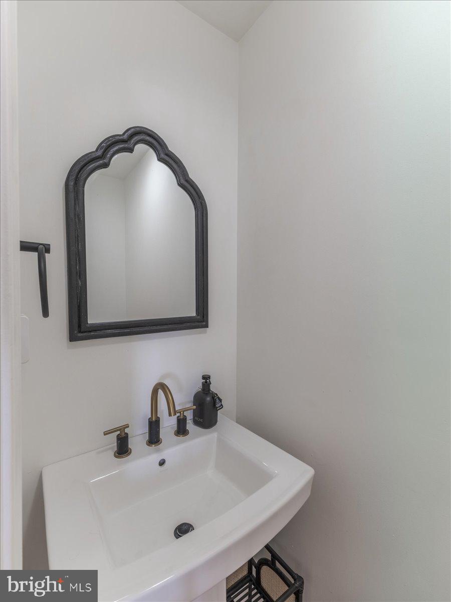 MANAYUNK - Residential