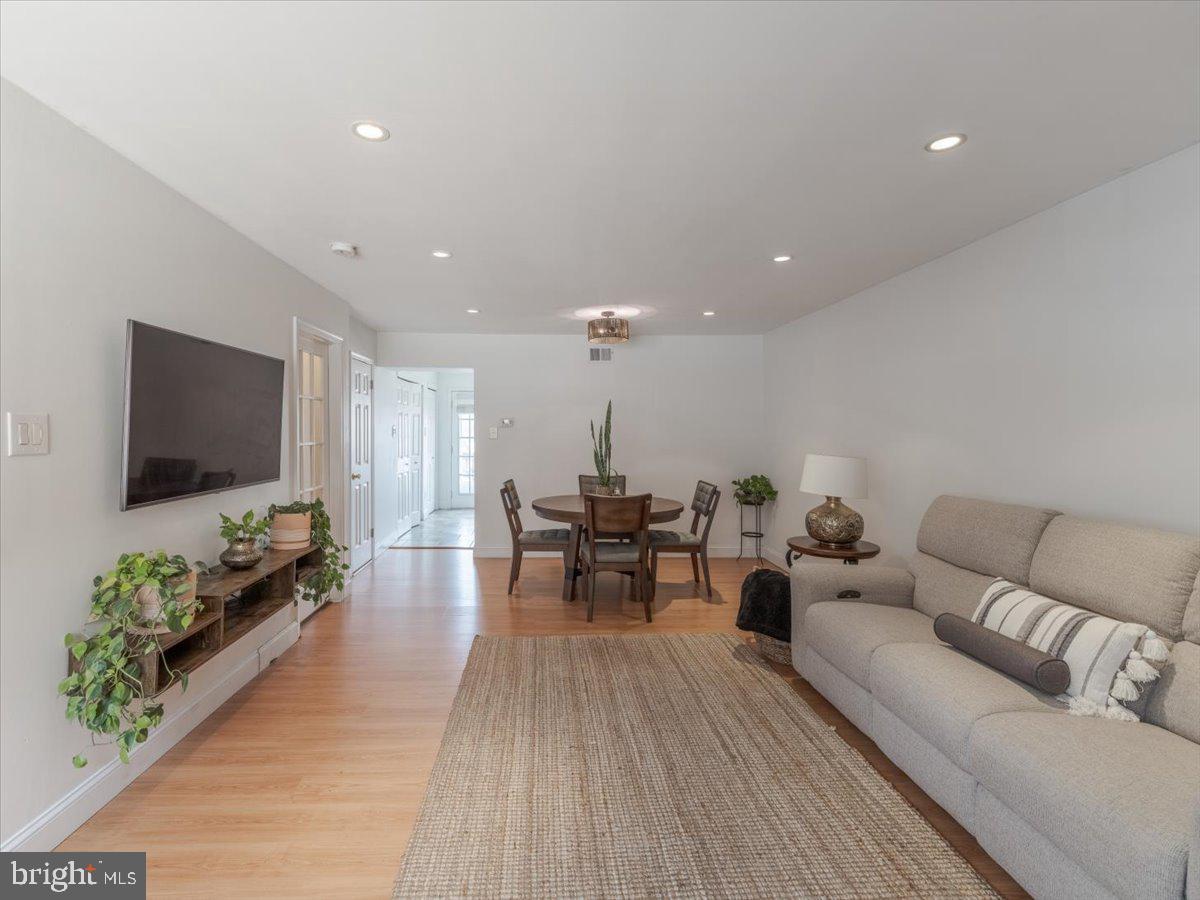 MANAYUNK - Residential