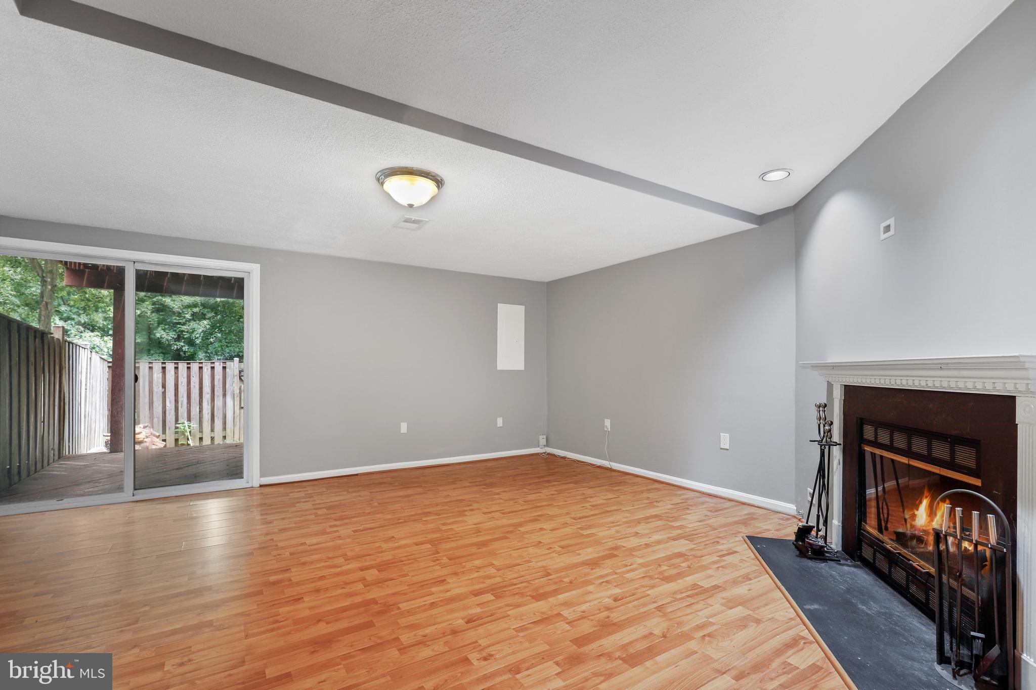 SINGLETONS GROVE - Residential