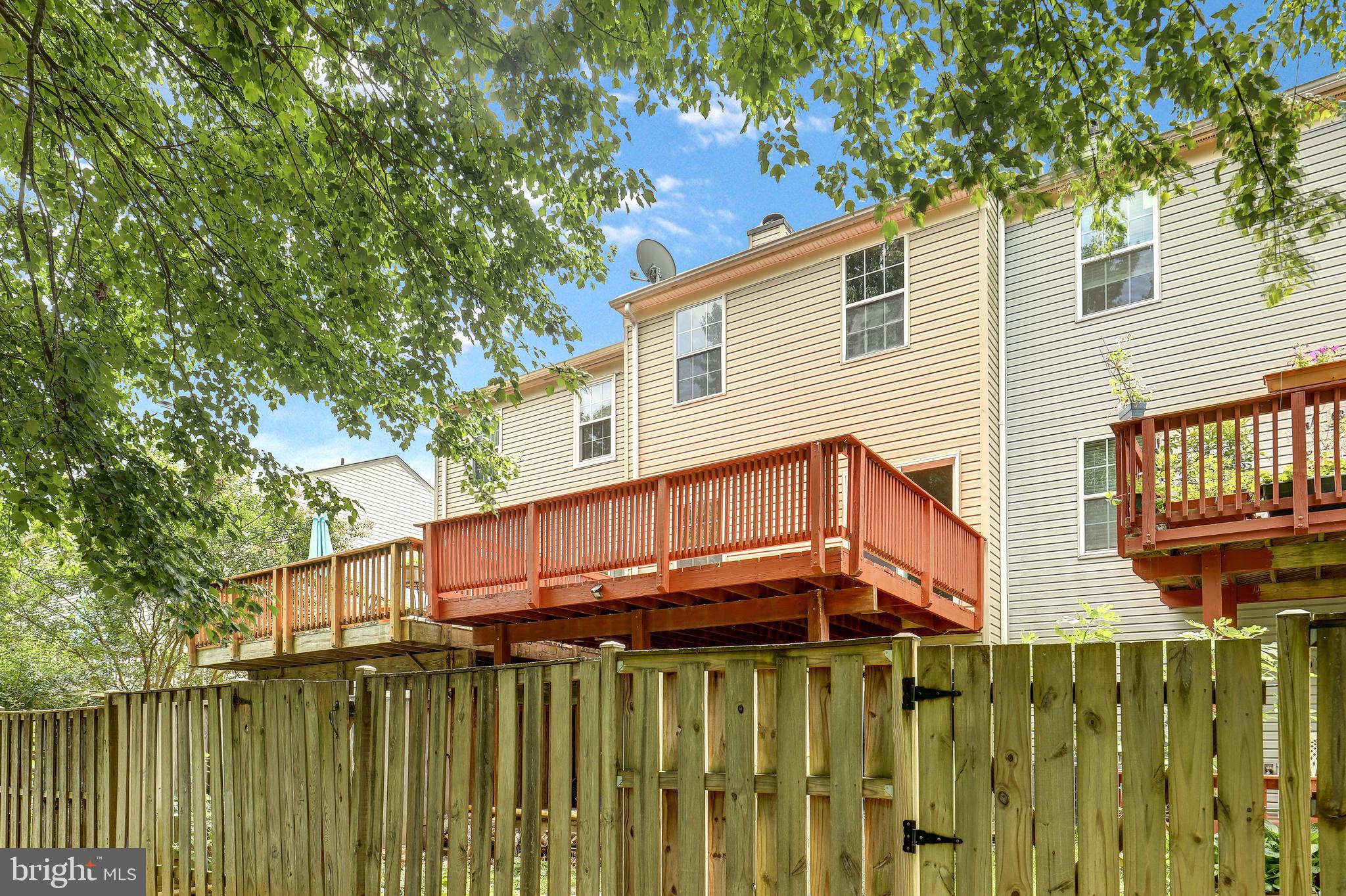 SINGLETONS GROVE - Residential