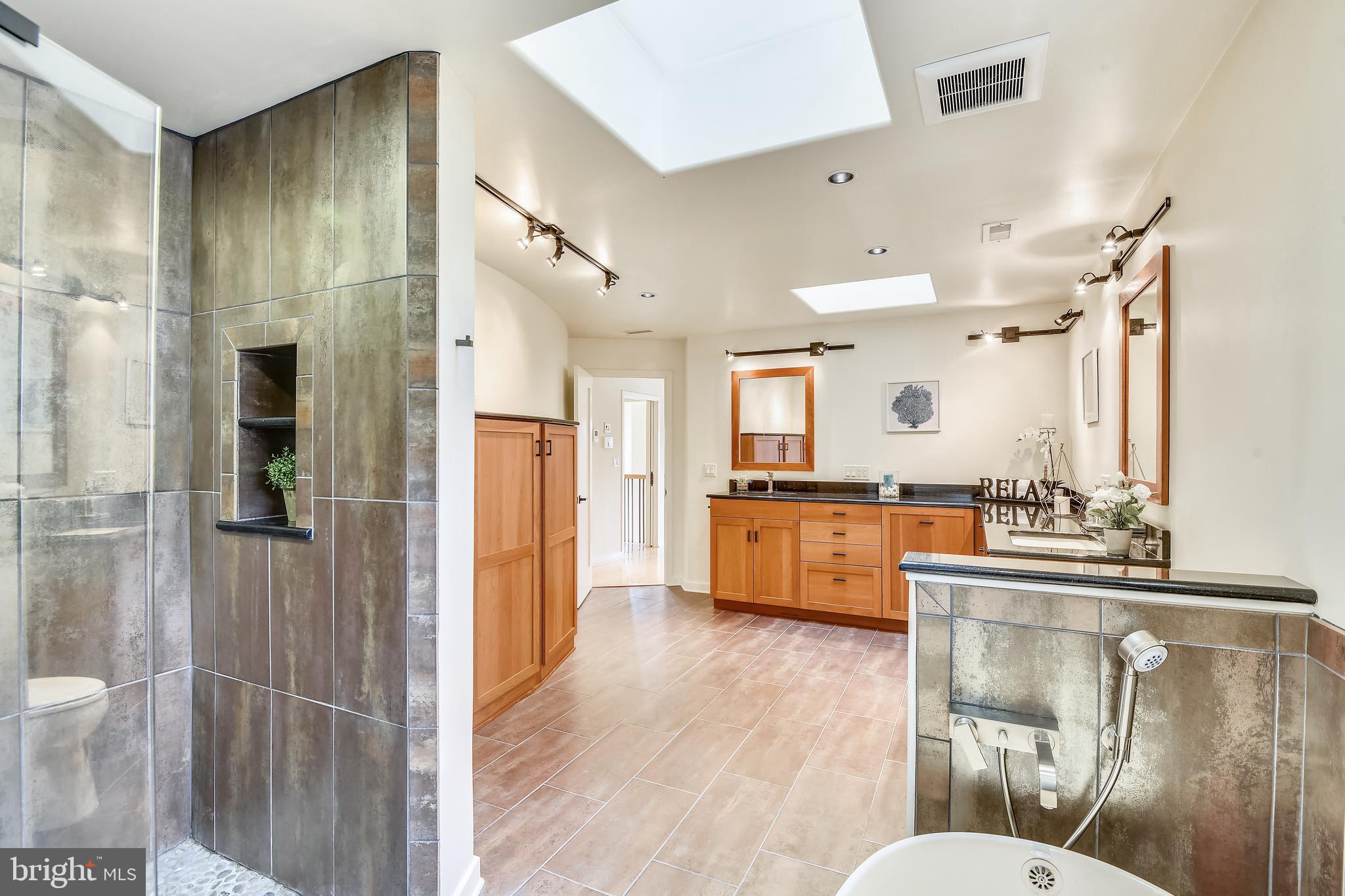 SOUTH RIVER LANDING - Residential