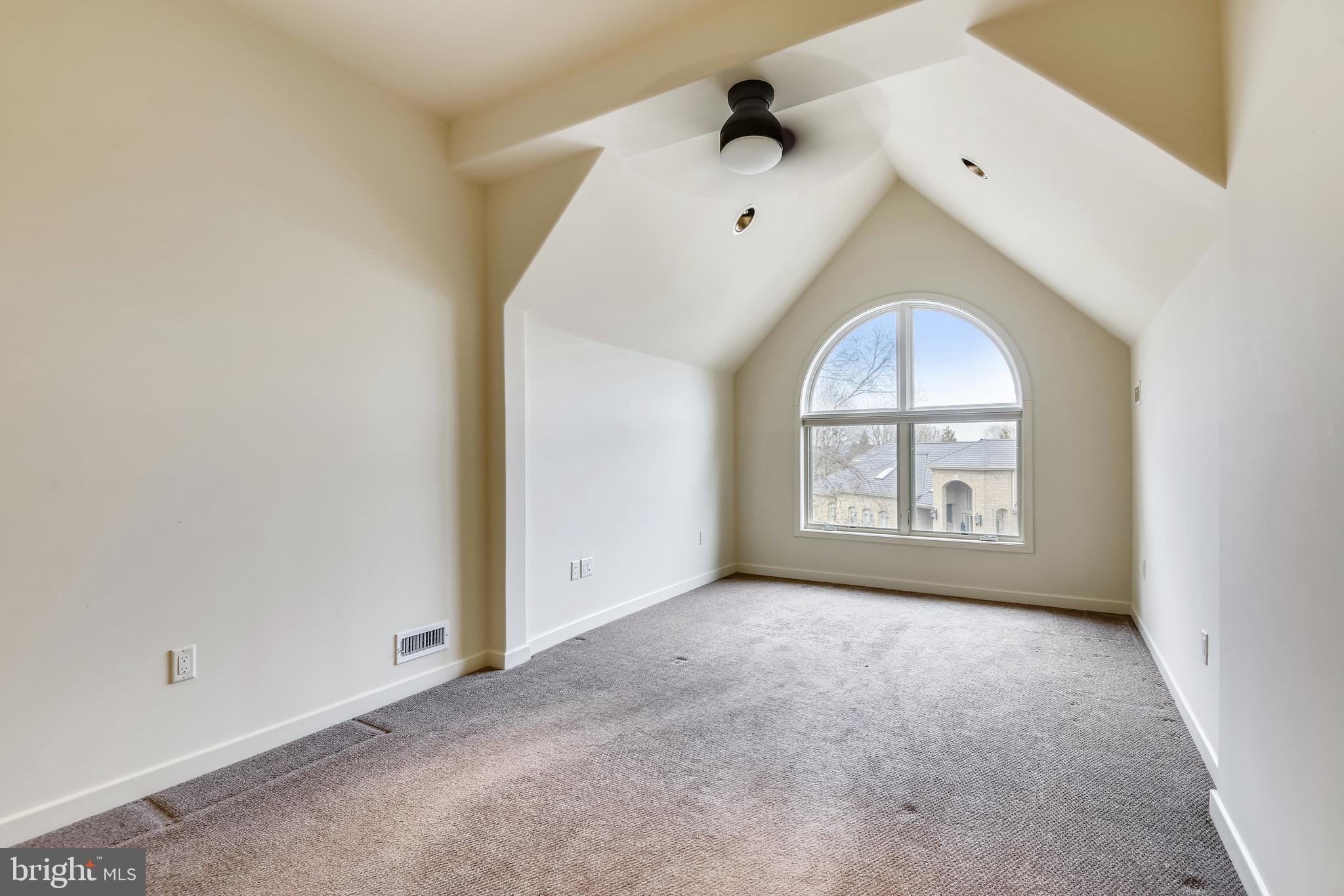 SOUTH RIVER LANDING - Residential