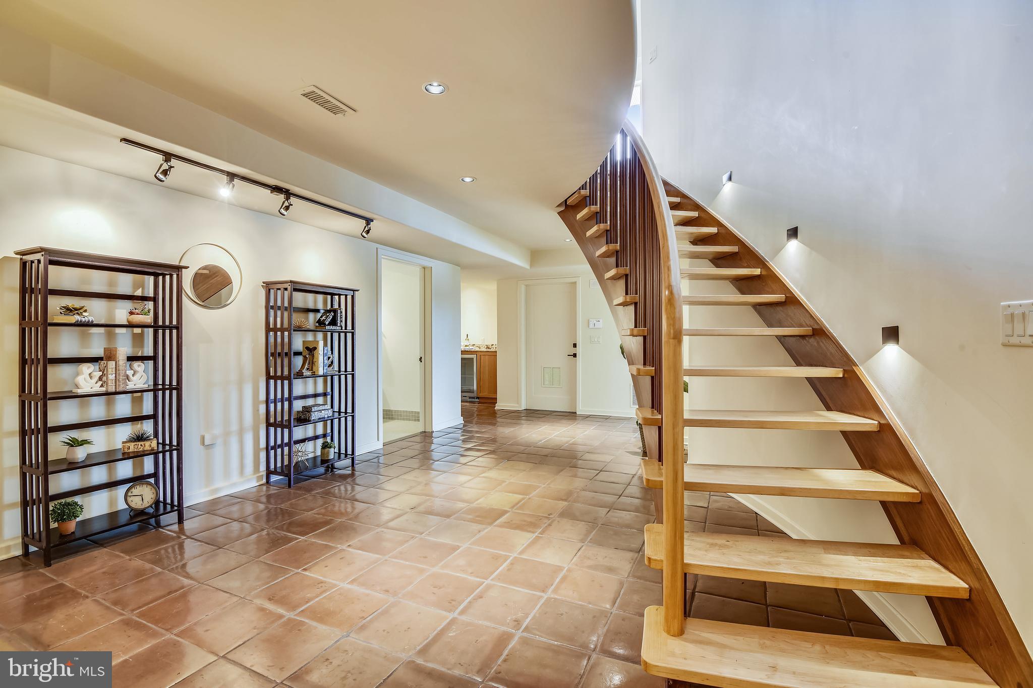 SOUTH RIVER LANDING - Residential