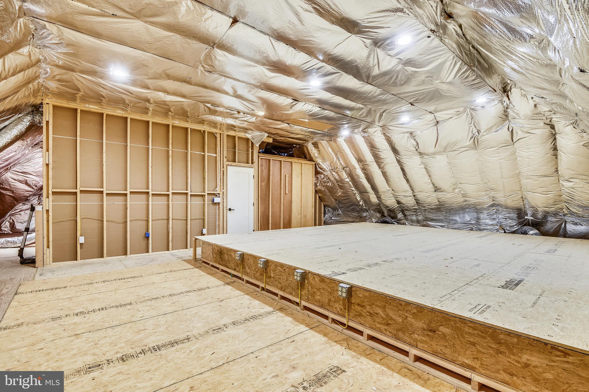 SOUTH RIVER LANDING - Residential