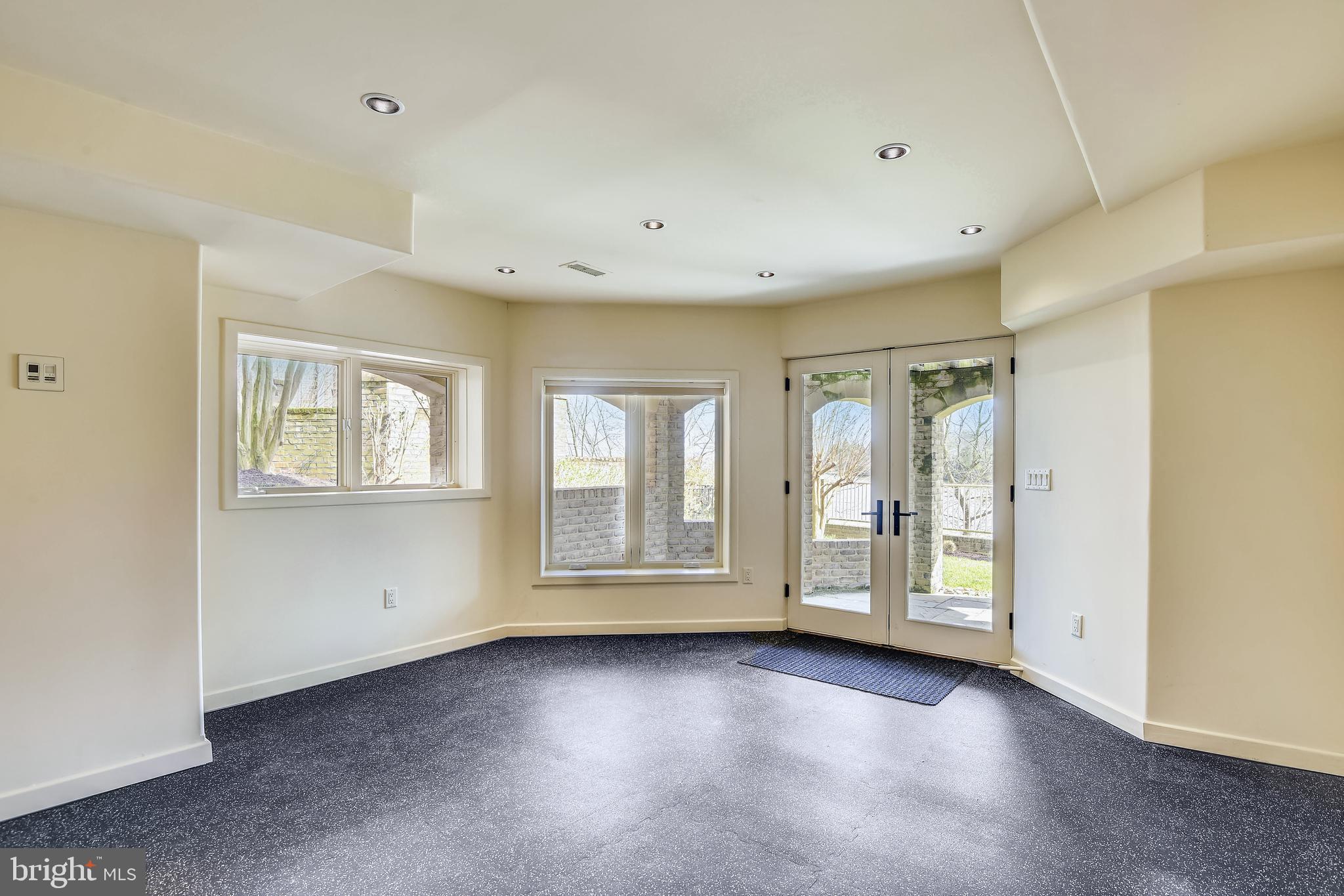 SOUTH RIVER LANDING - Residential