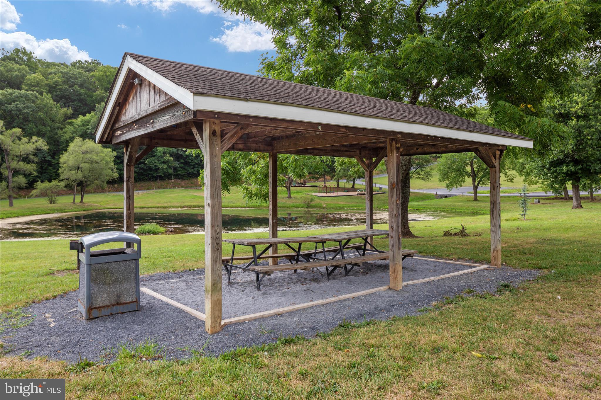 SHAWNEELAND - Residential