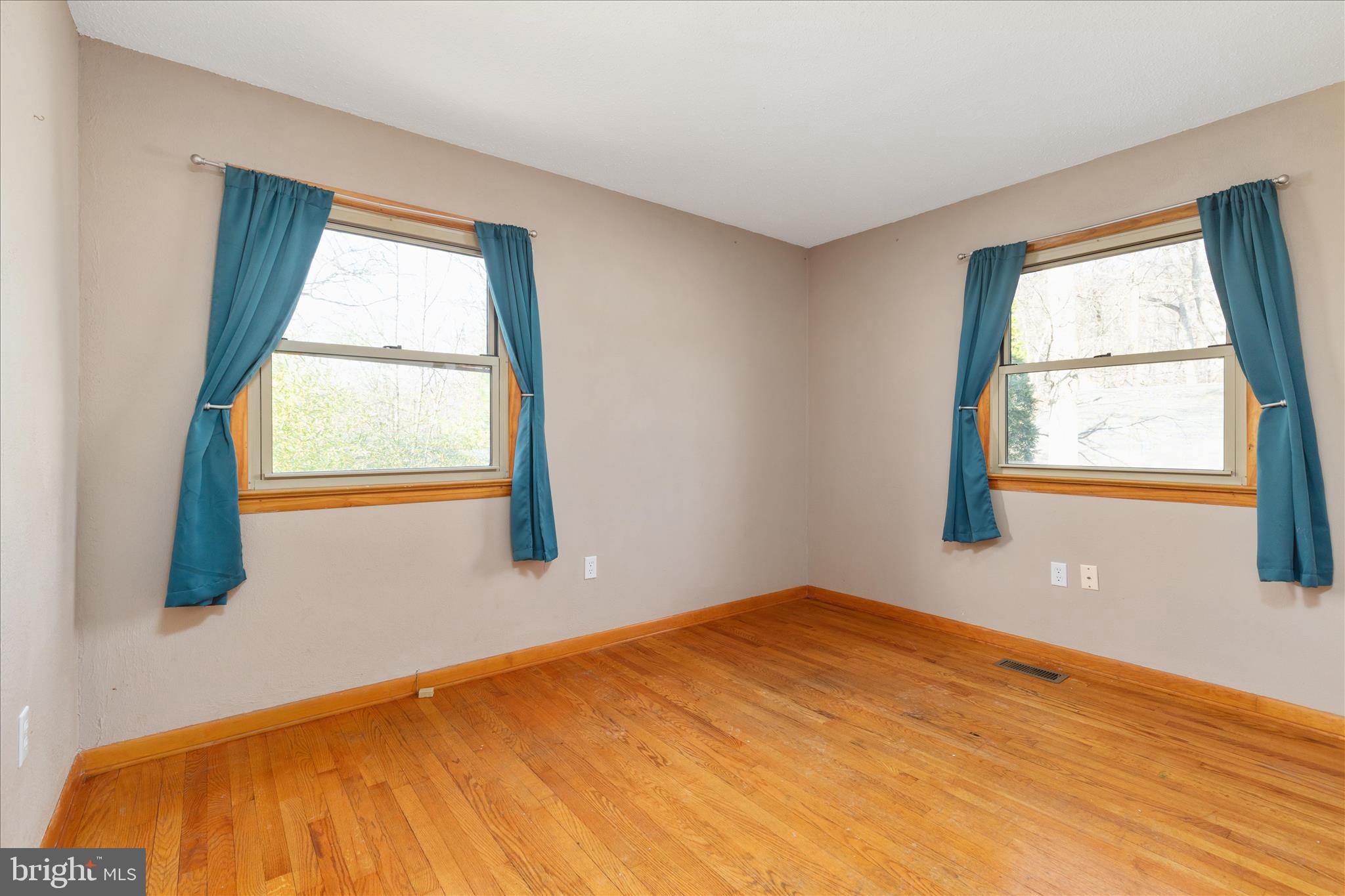 SHAWNEELAND - Residential