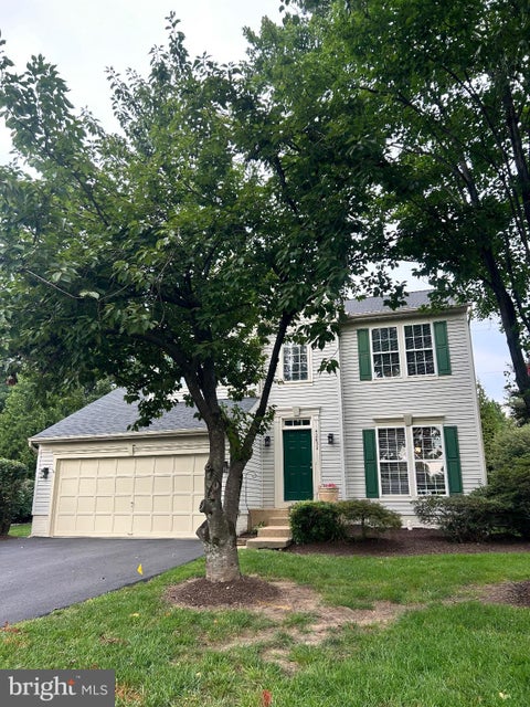 Photo of 42852 Genuine Reward Court, ASHBURN, VA 20147 (MLS # VALO2131158)
