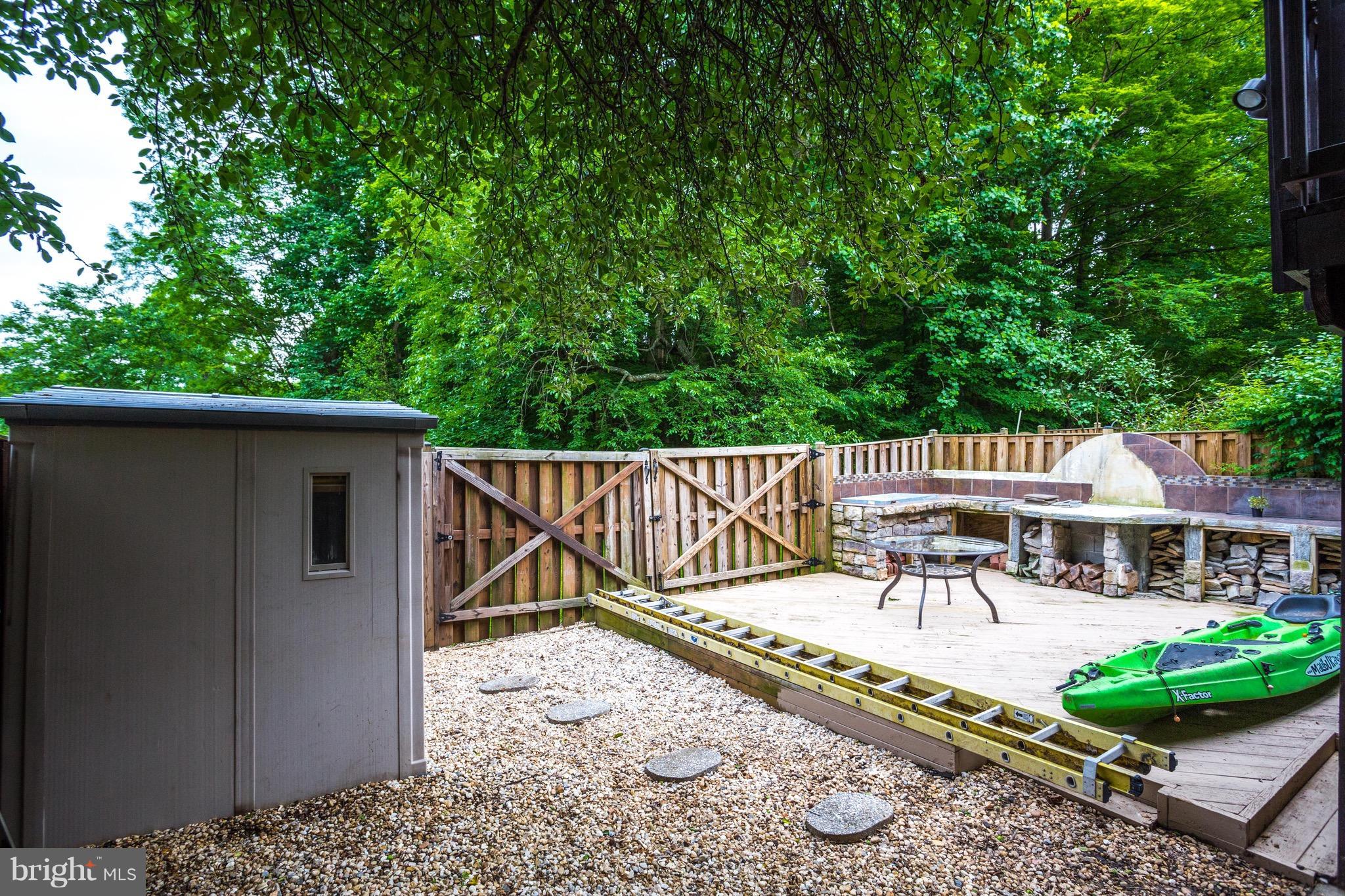 SHANNON STATION - Residential Lease