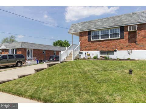 Townhouse For Rent - 604 Clay Drive<br/> Montgomery County, CONSHOHOCKEN, PA 19428