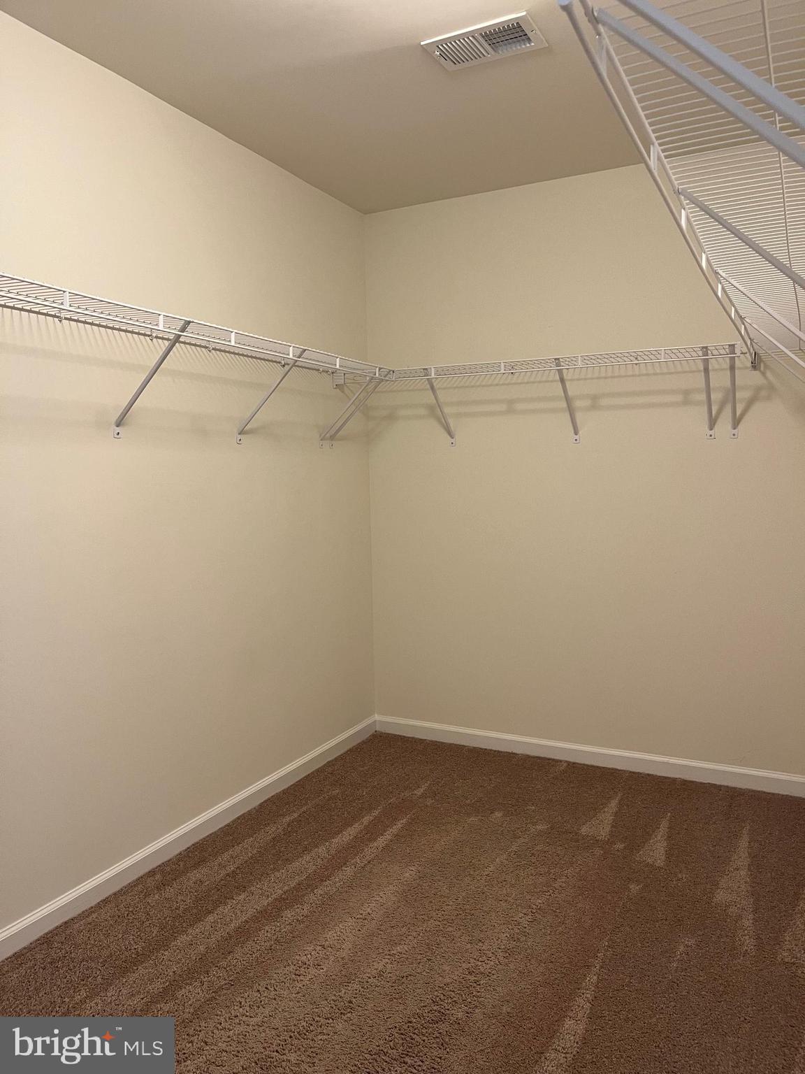 BROOKFIELD ON THE POTOMAC - Residential Lease