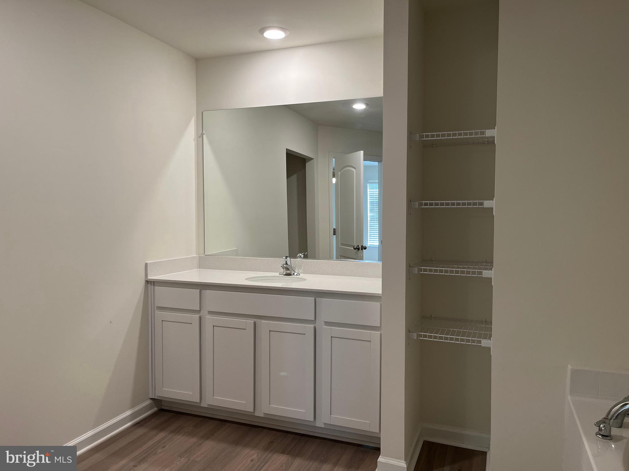 BROOKFIELD ON THE POTOMAC - Residential Lease