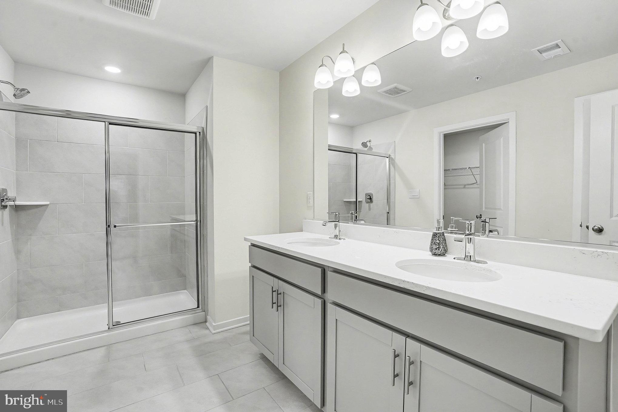 GREENWAY FARMS - Residential Lease