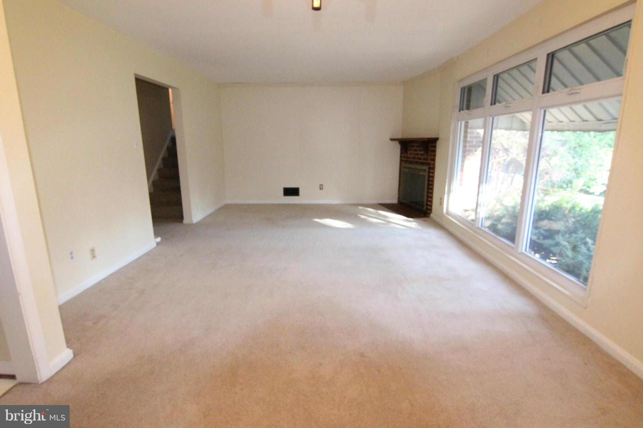 BROOKVILLE - Residential Lease