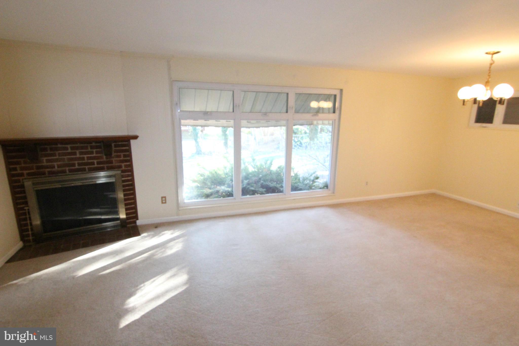 BROOKVILLE - Residential Lease