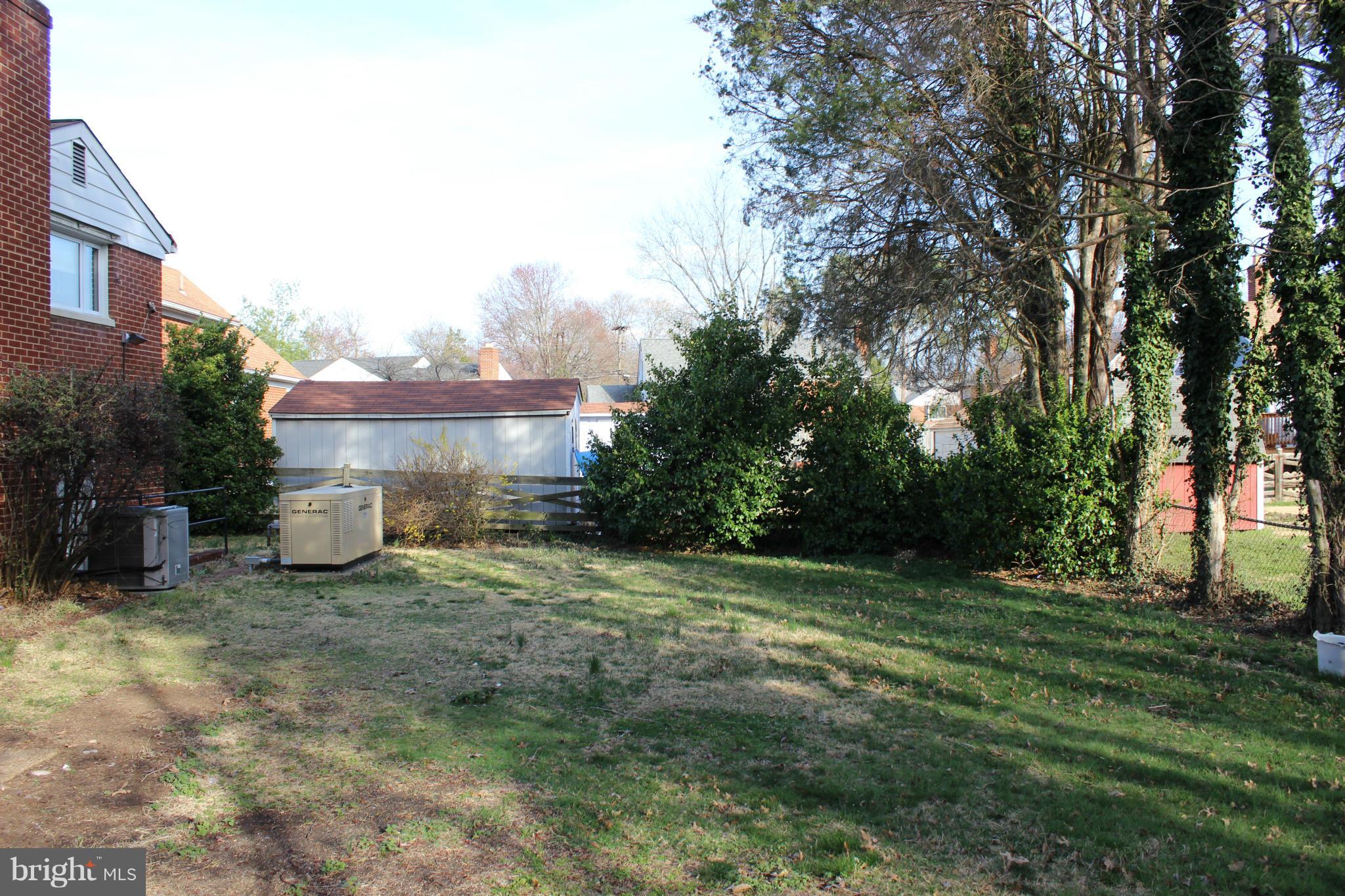 BROOKVILLE - Residential Lease