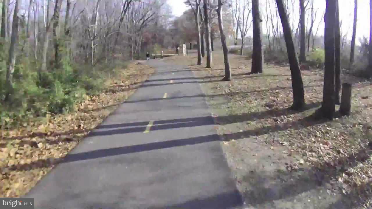 BROOKVILLE - Residential Lease