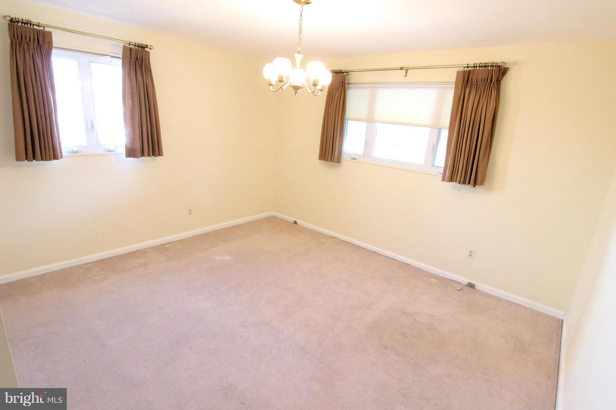 BROOKVILLE - Residential Lease