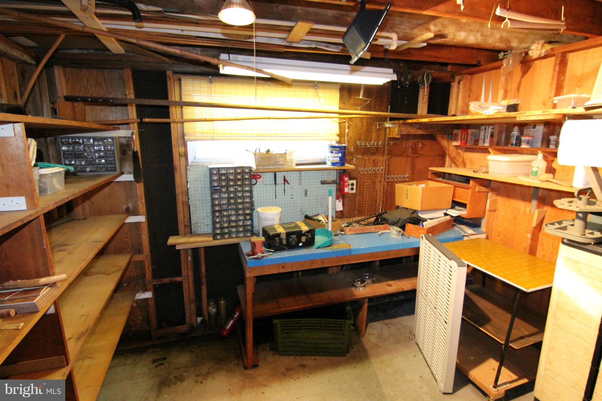 BROOKVILLE - Residential Lease