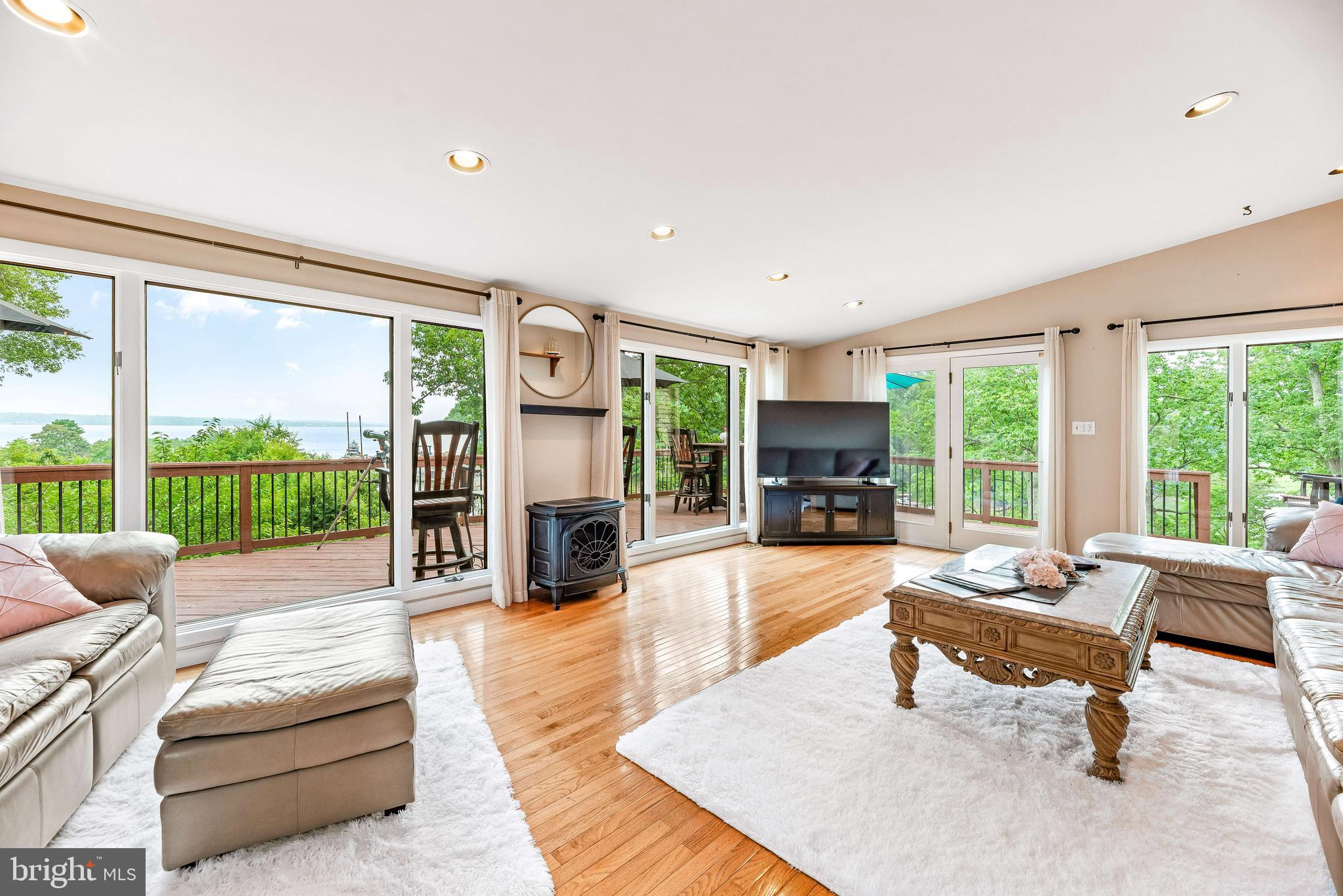 RIVERWOOD FARMS - Residential