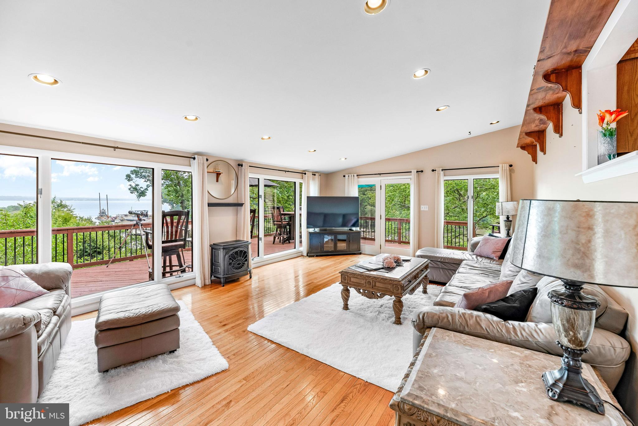 RIVERWOOD FARMS - Residential