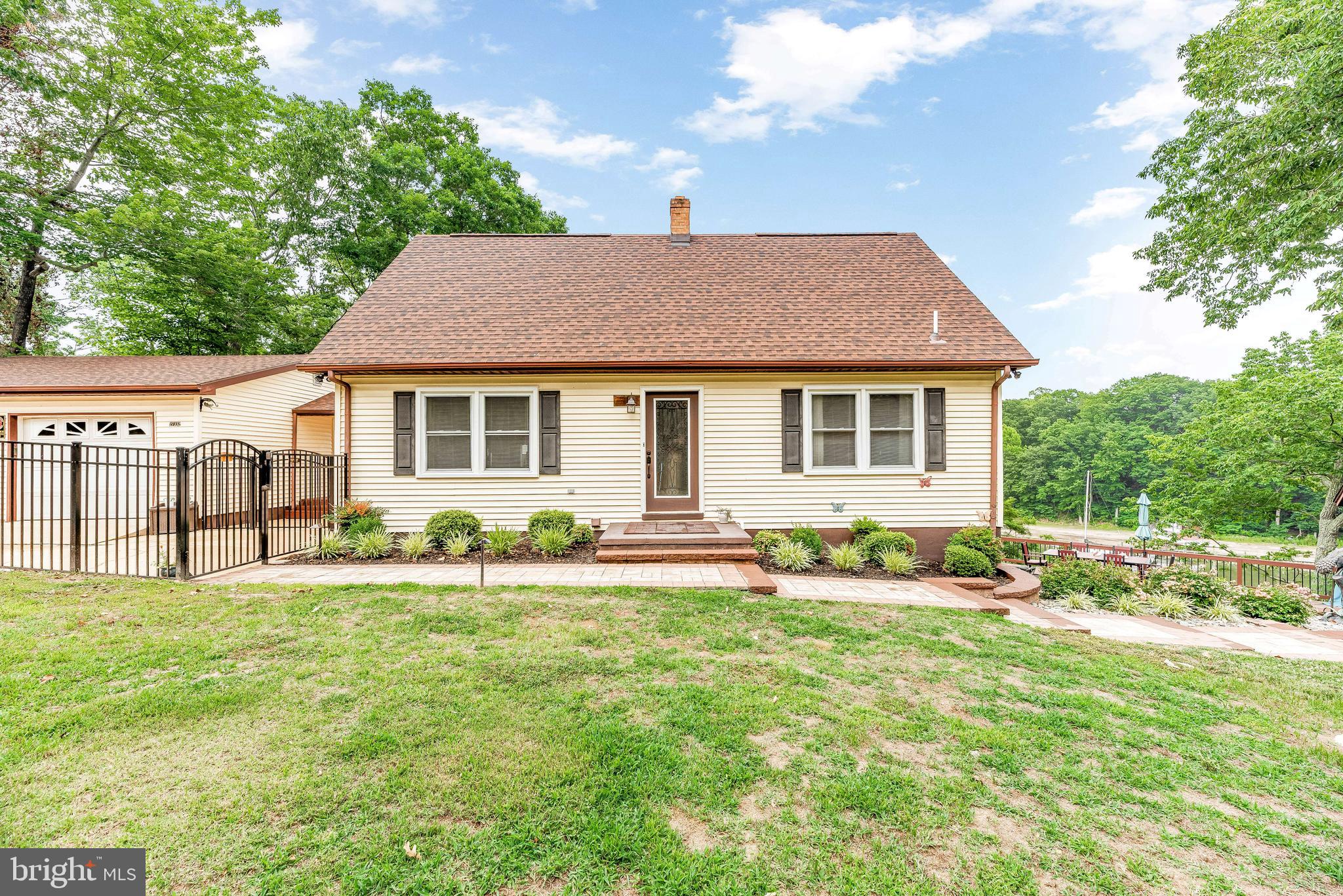 RIVERWOOD FARMS - Residential