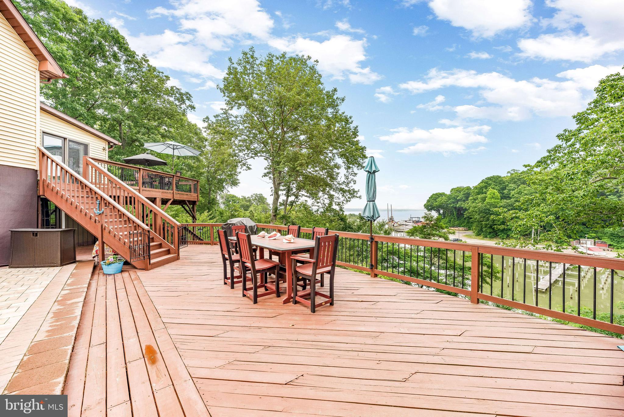 RIVERWOOD FARMS - Residential