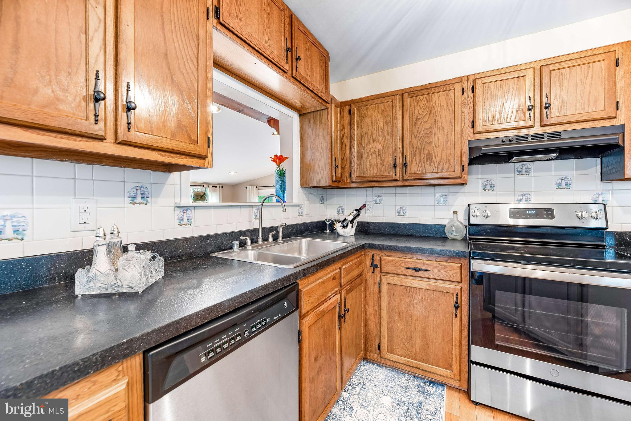 RIVERWOOD FARMS - Residential