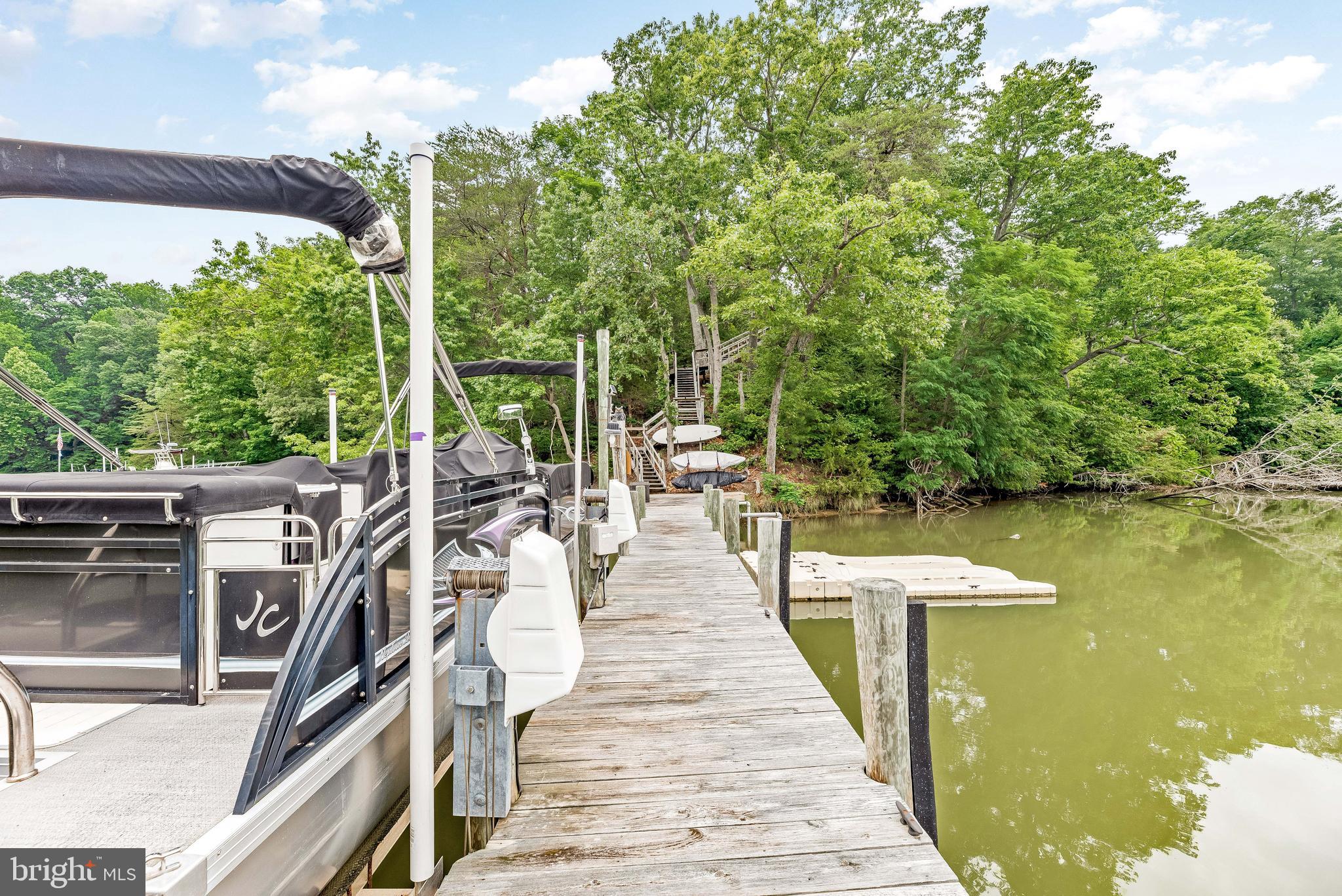 RIVERWOOD FARMS - Residential