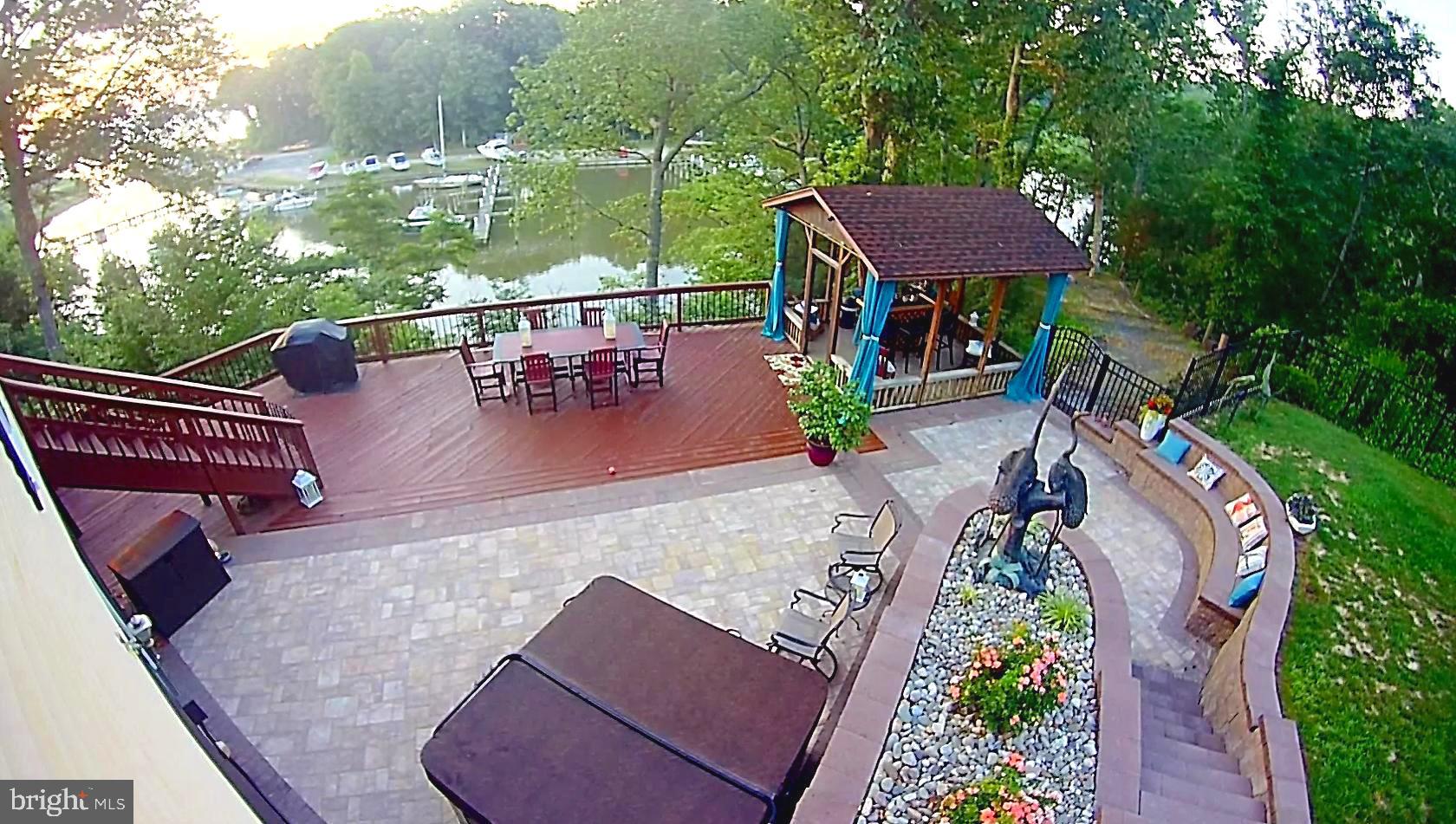 RIVERWOOD FARMS - Residential